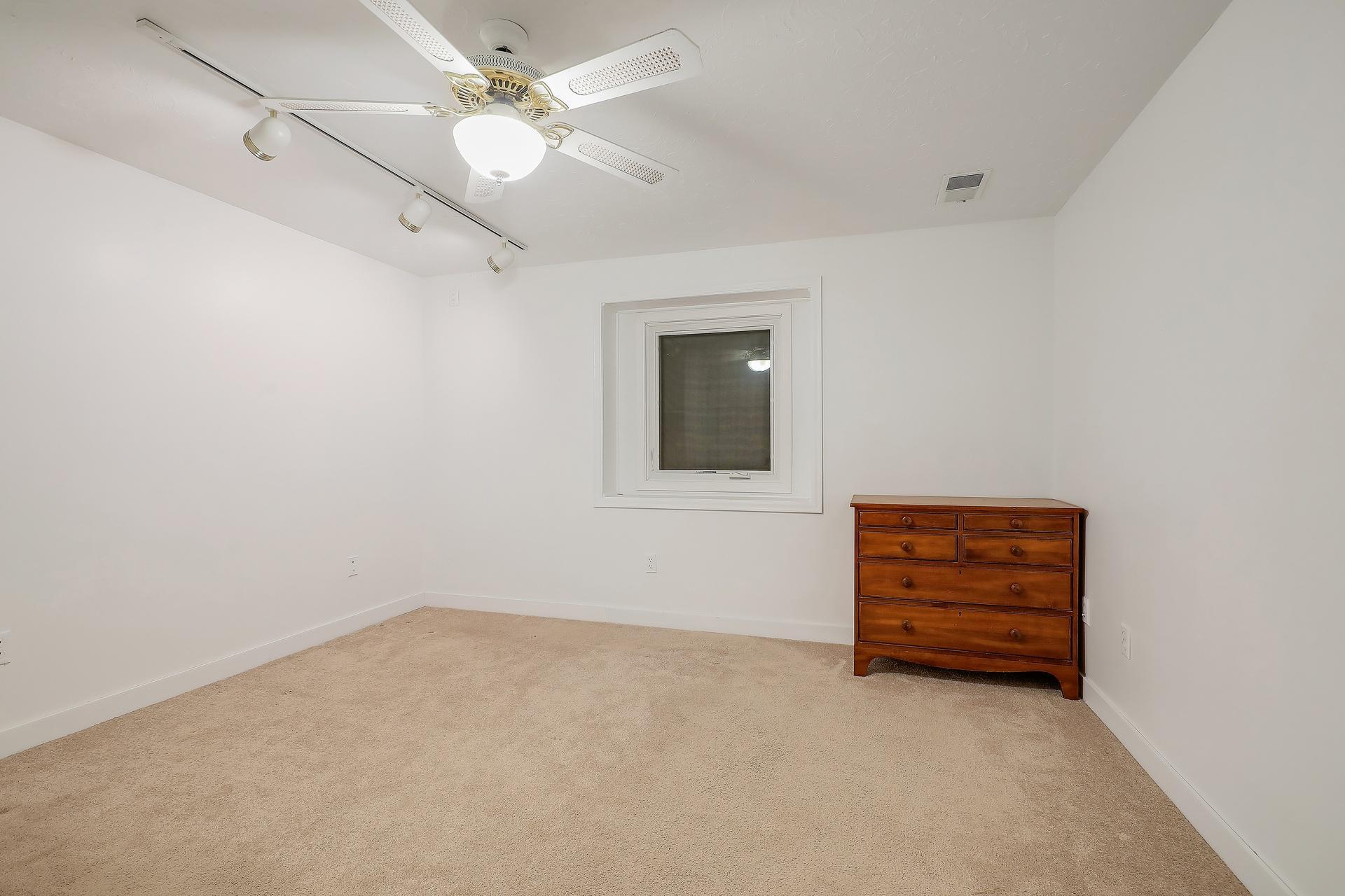 1065 Minnesota Street S Property Photo 25