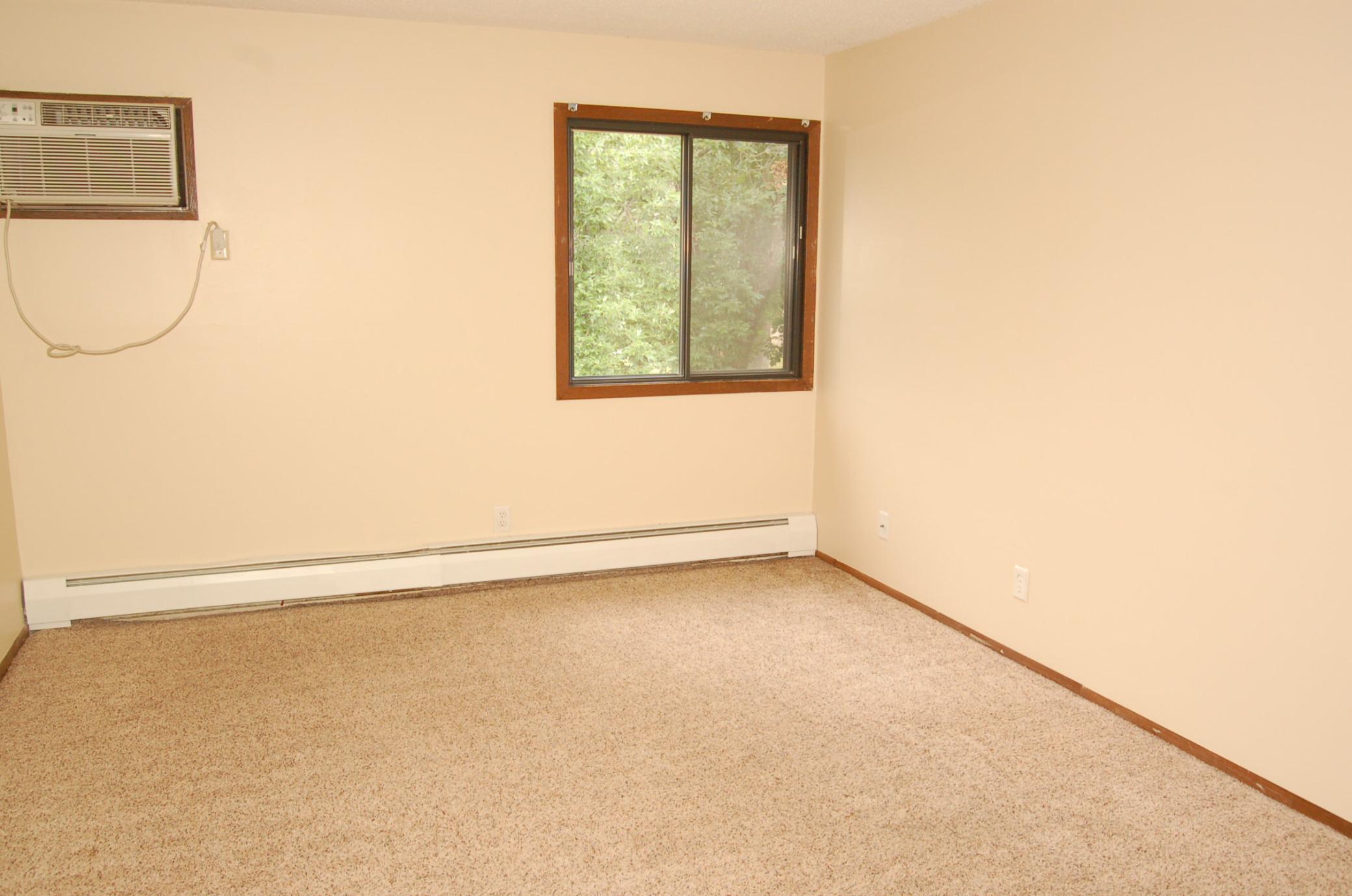 1887 Silver Bell Road 318 Property Photo 10