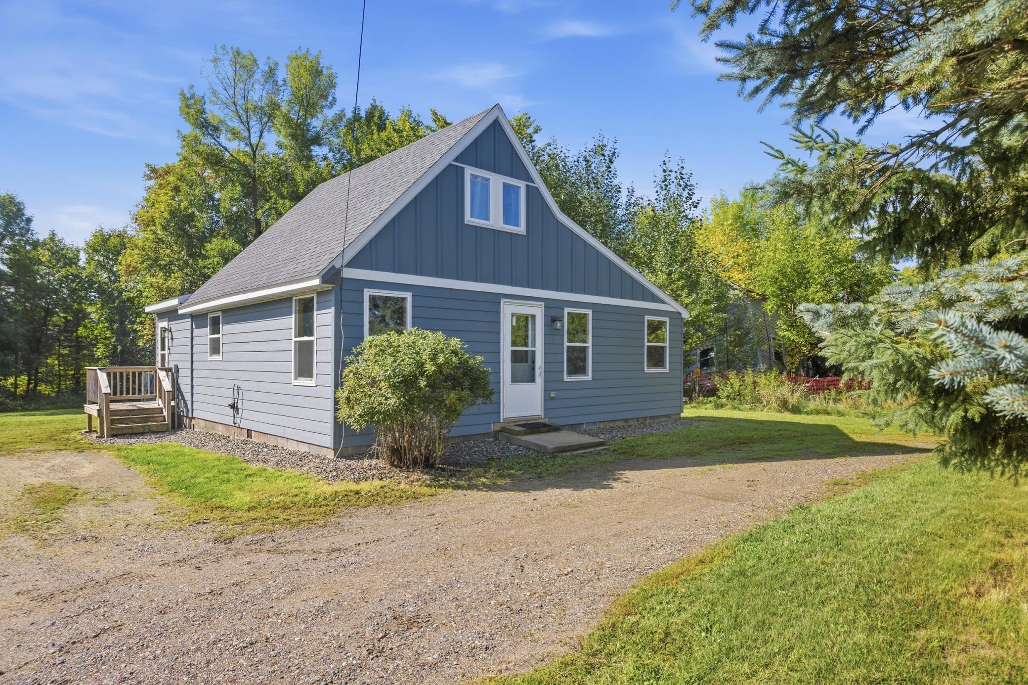 909 4th Street Se Property Photo 1
