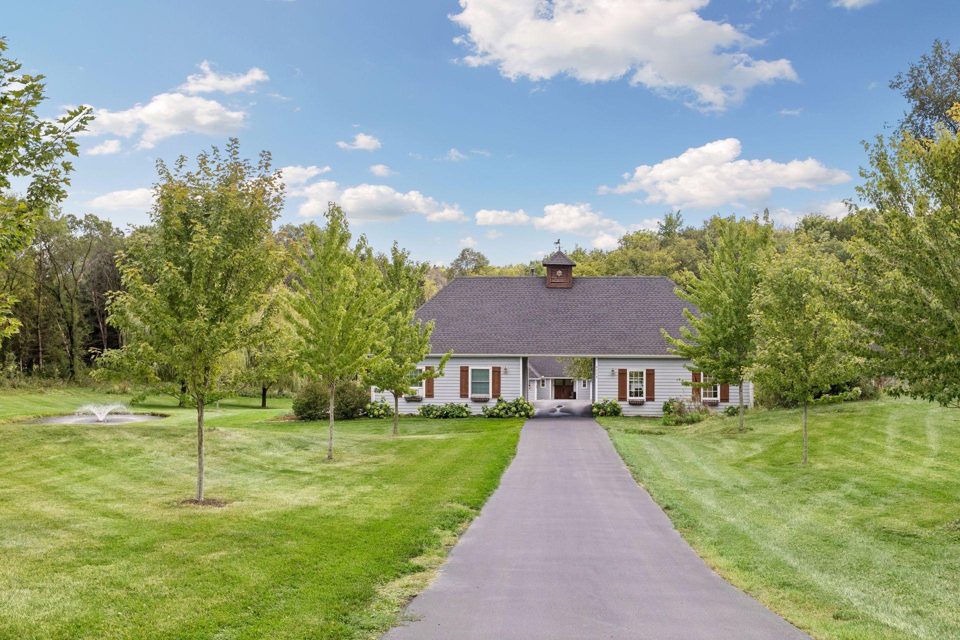 6055 Painter Road Property Photo 3