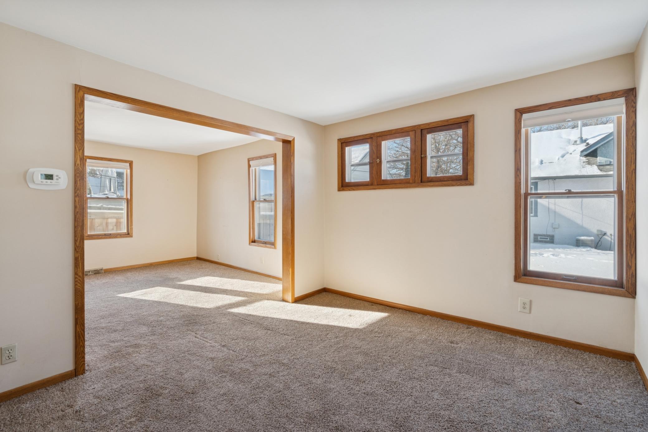 3039 E 45th Street Property Photo 10