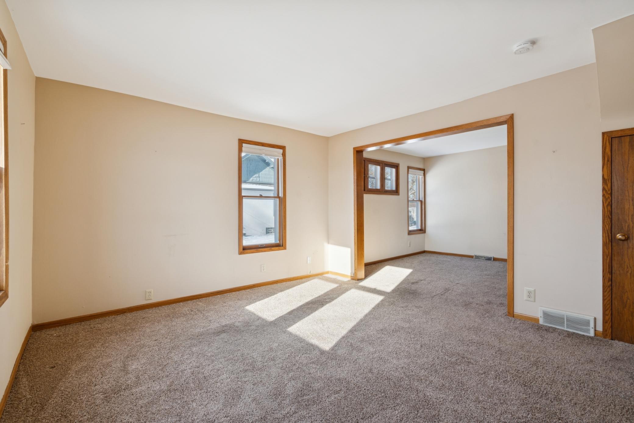 3039 E 45th Street Property Photo 12