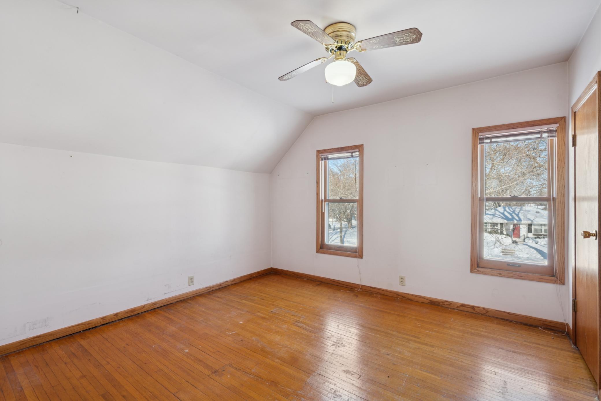 3039 E 45th Street Property Photo 15