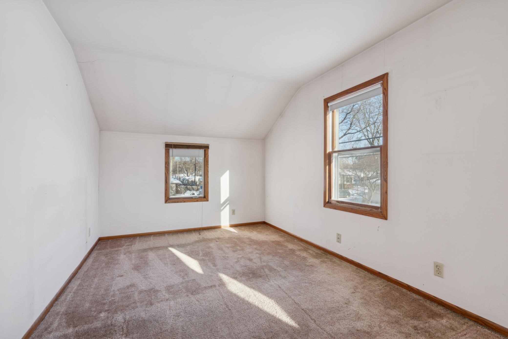 3039 E 45th Street Property Photo 18