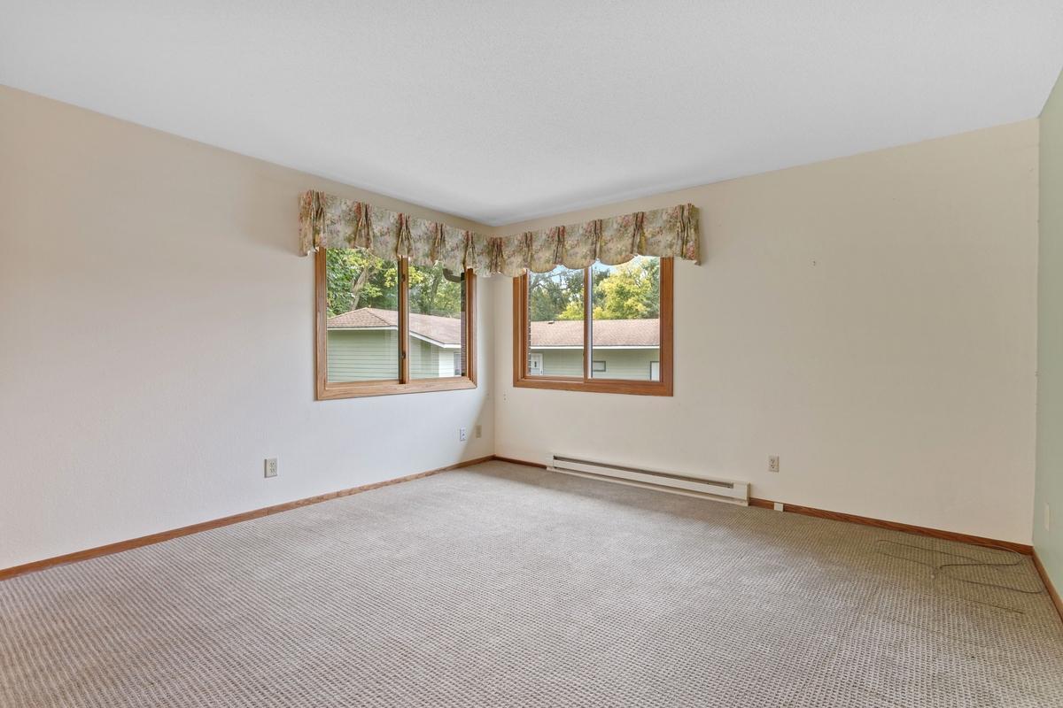 265 Candlestick Circle Property Photo 5