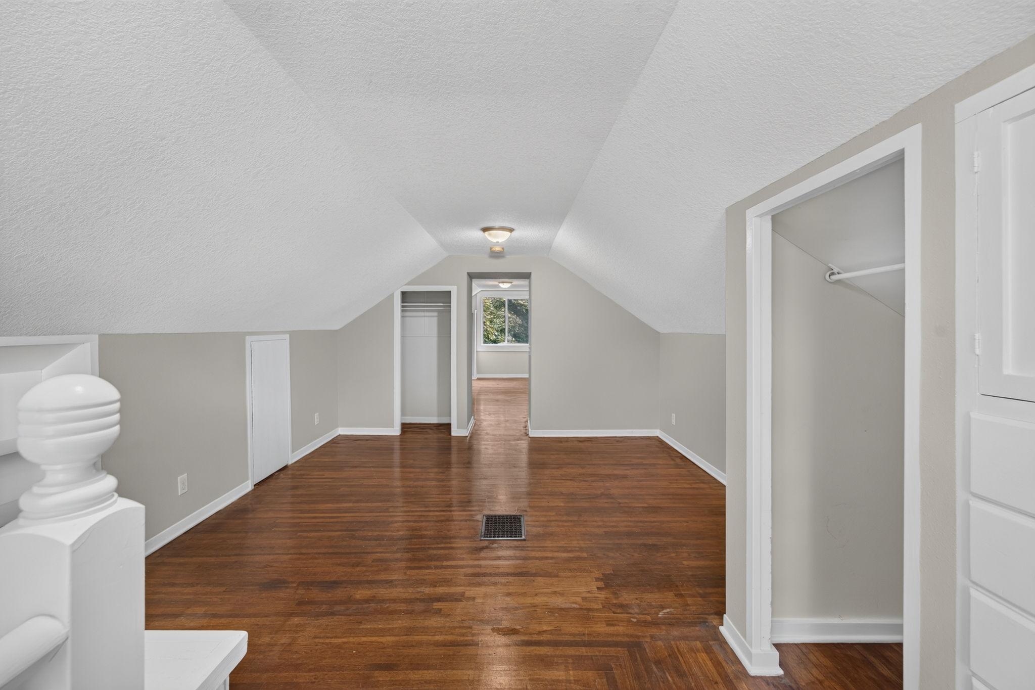811 8th Avenue Se Property Photo 13