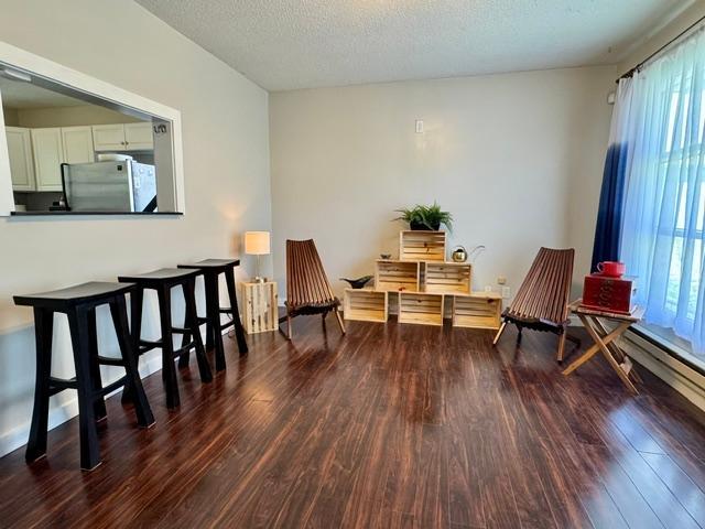 3455 Dupont Avenue N Property Photo 6