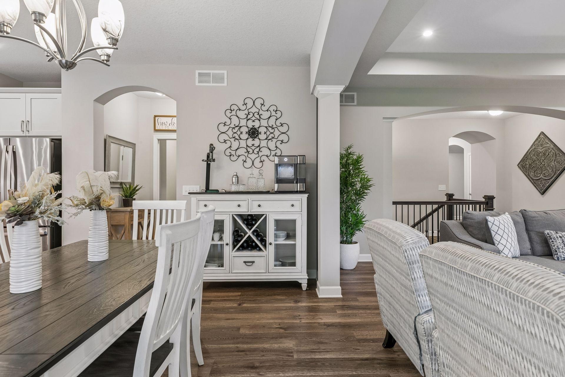9557 James Circle N Property Photo 18