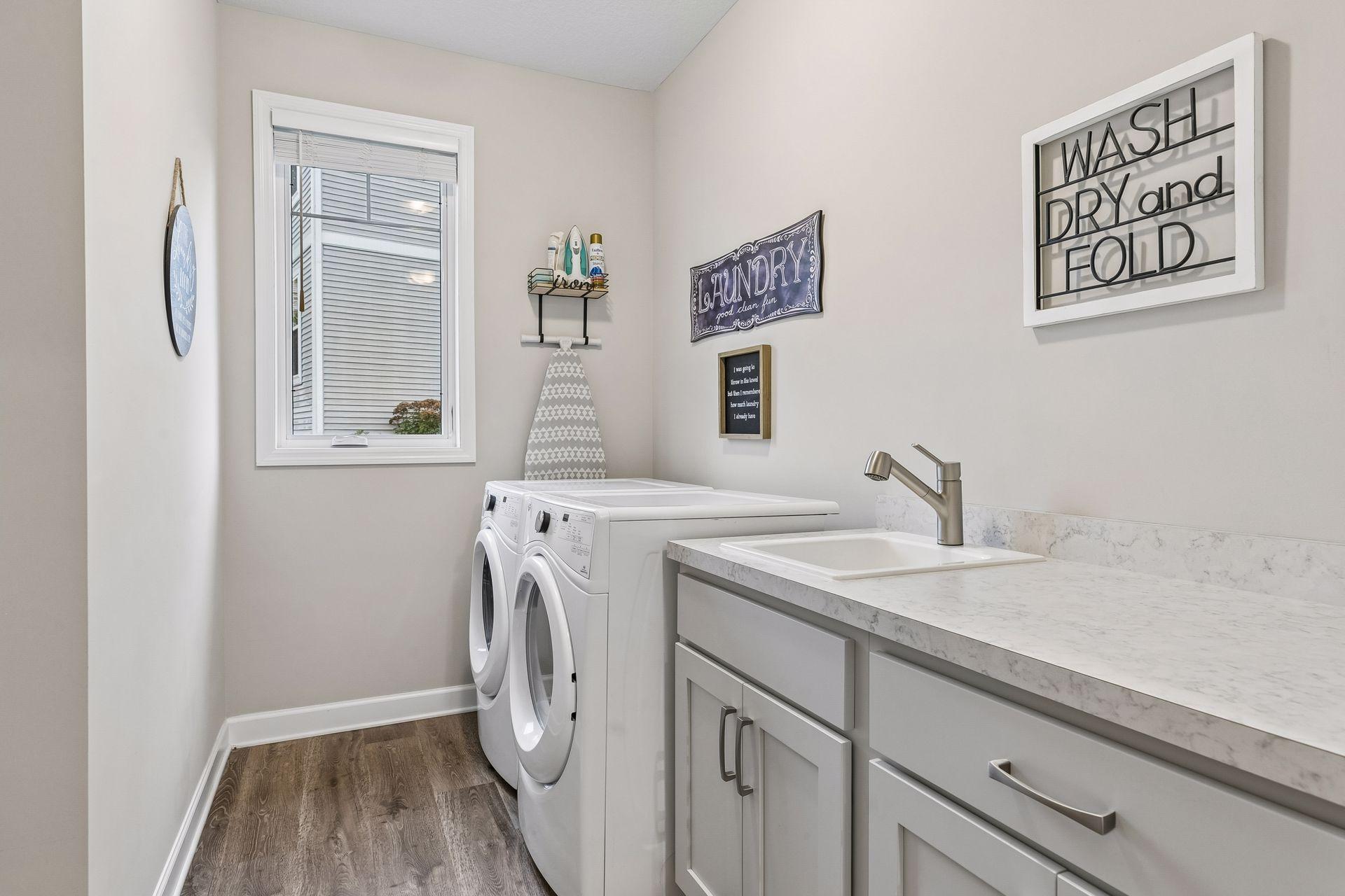 9557 James Circle N Property Photo 35