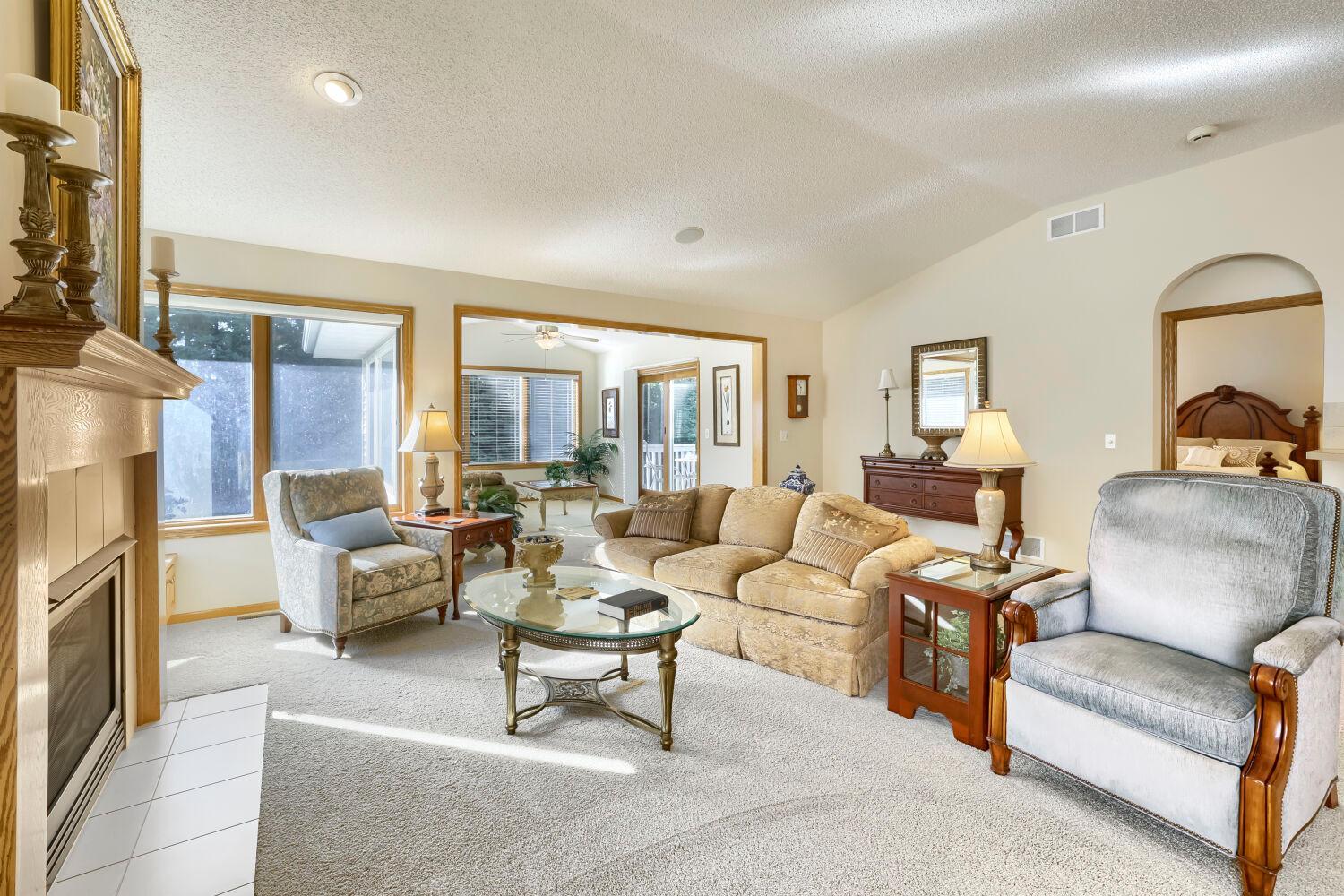 14971 Summit Circle Nw Property Photo 4