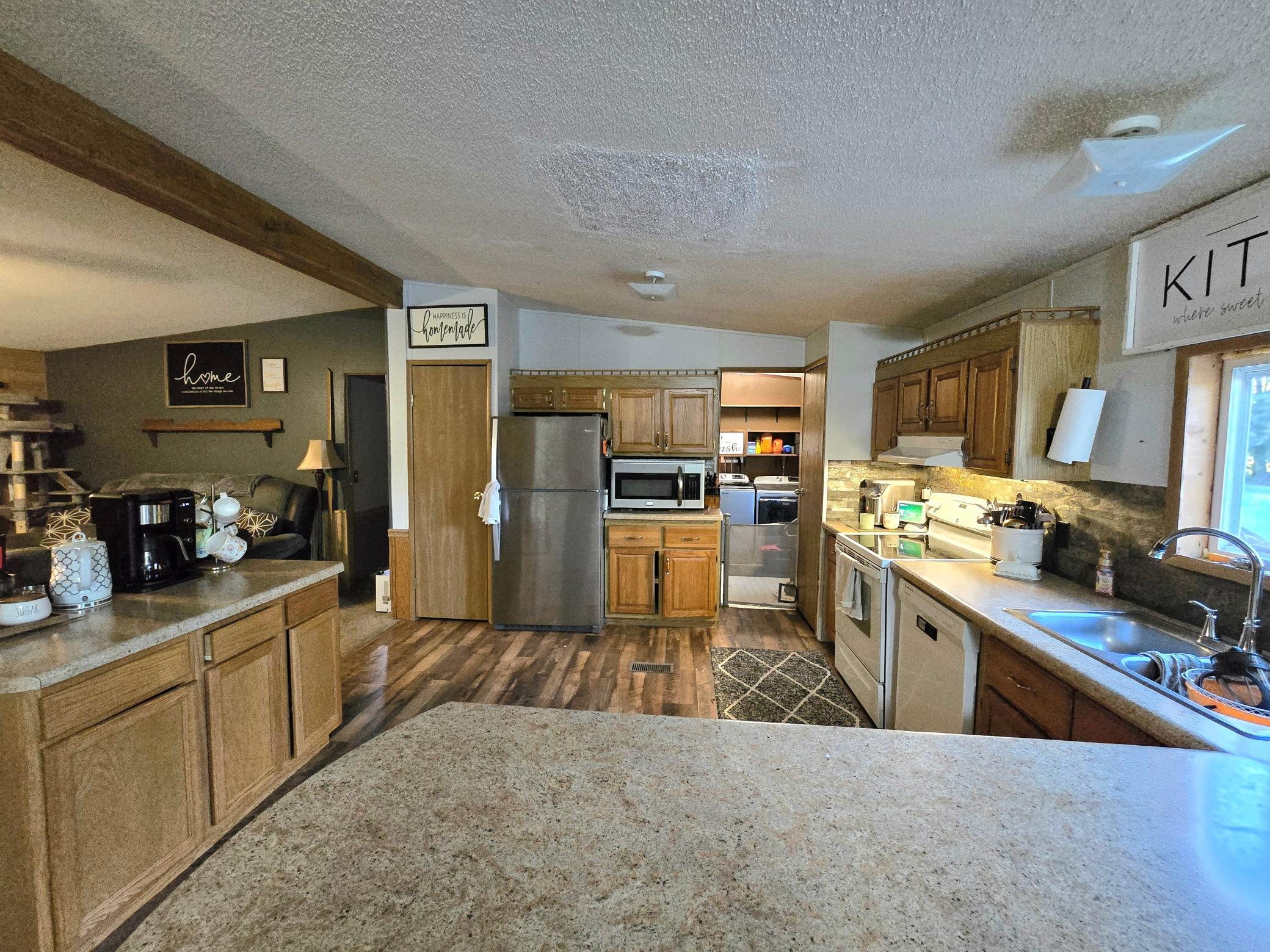 5794 Highway 11 Property Photo 10