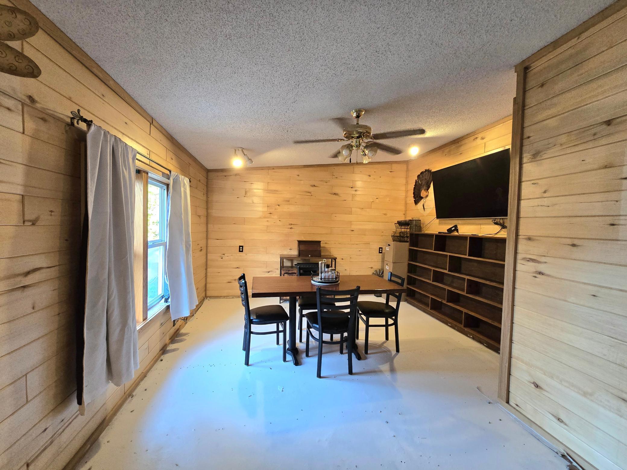 5794 Highway 11 Property Photo 11