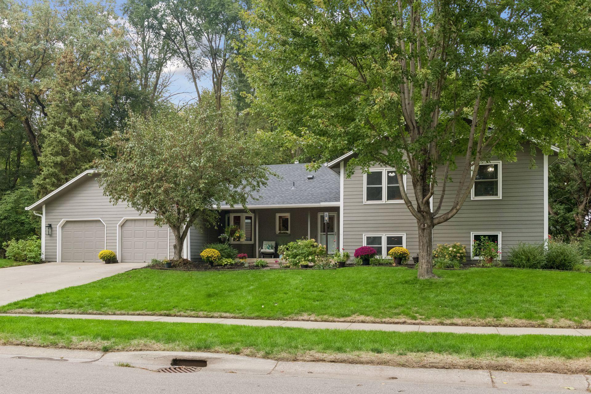 7646 Carnelian Lane Property Photo 1