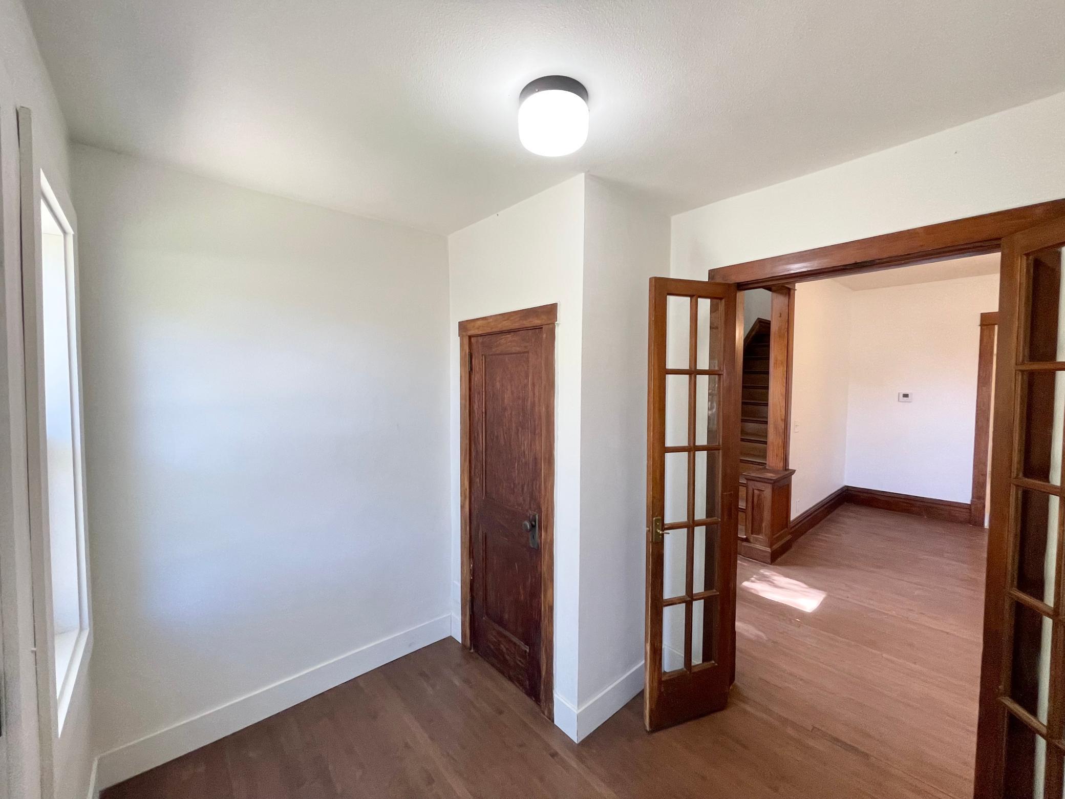 104 S Park Avenue Property Photo 6