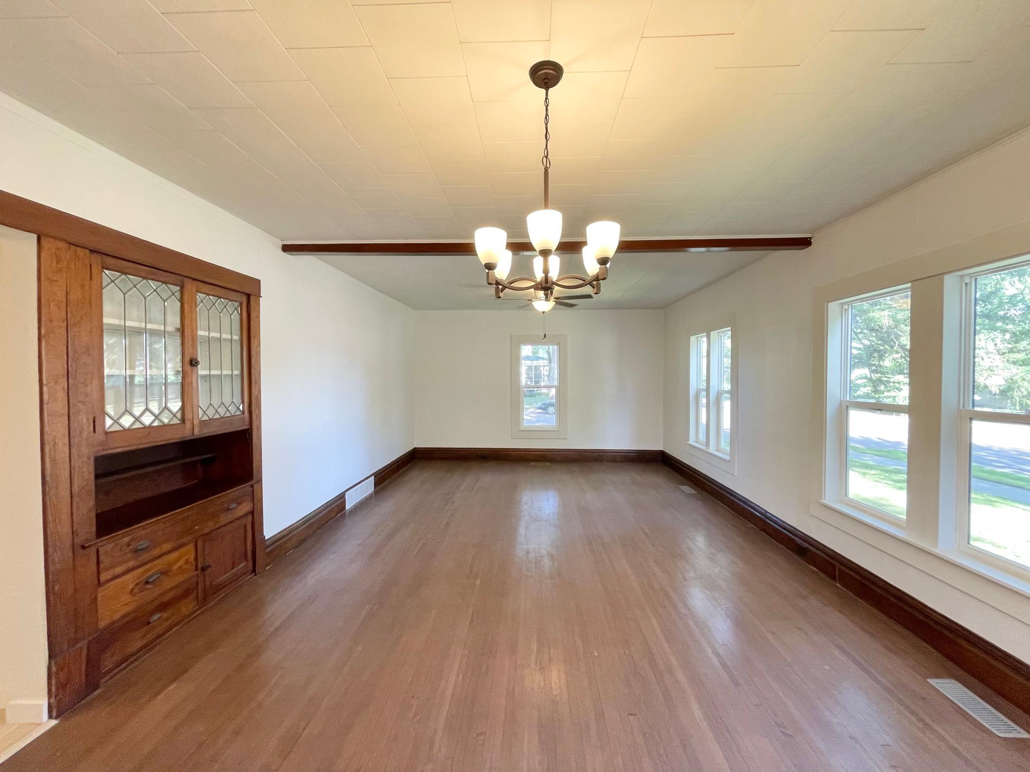 104 S Park Avenue Property Photo 9
