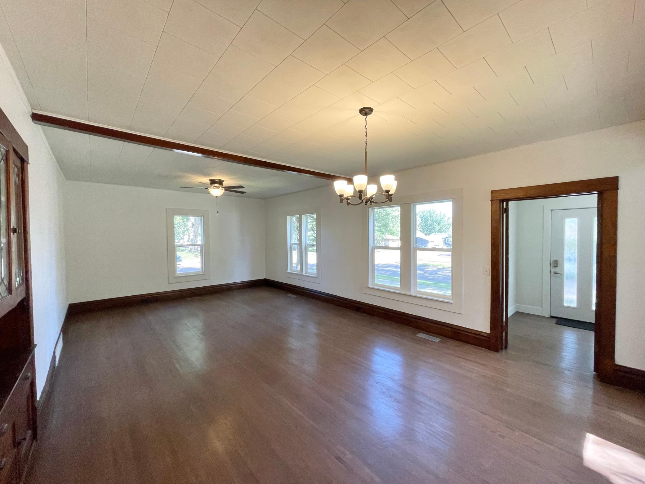 104 S Park Avenue Property Photo 10