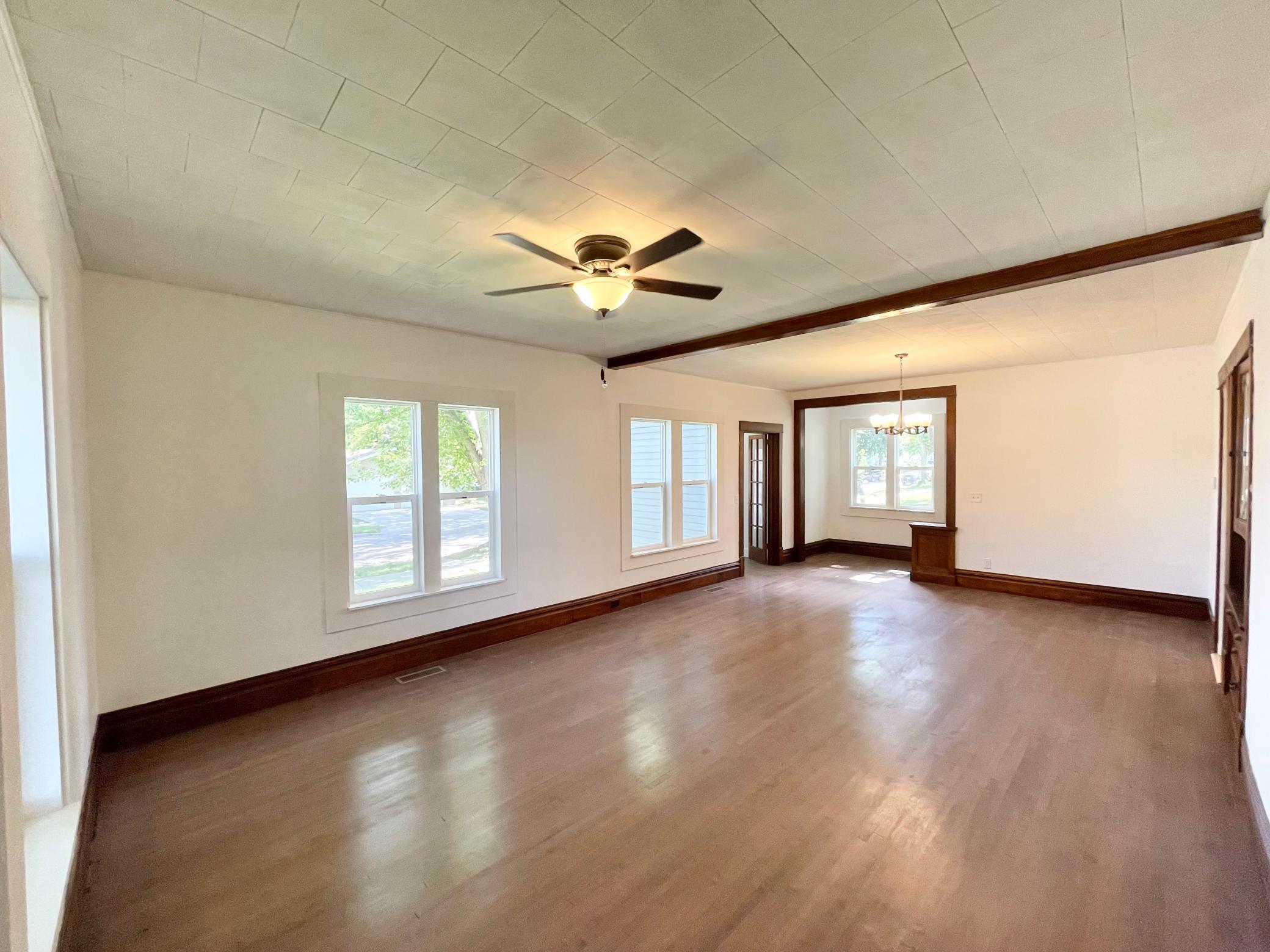 104 S Park Avenue Property Photo 11