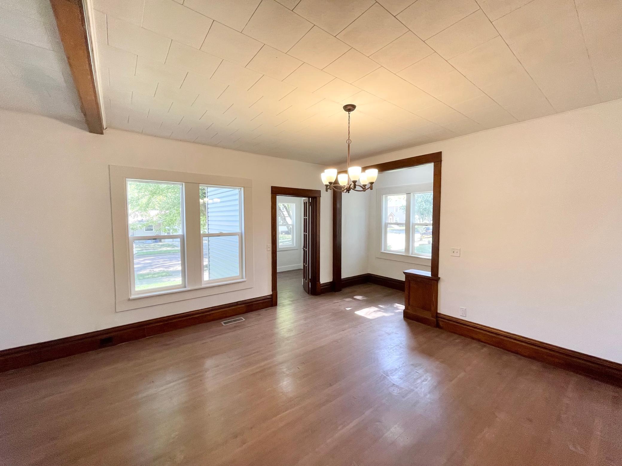 104 S Park Avenue Property Photo 14