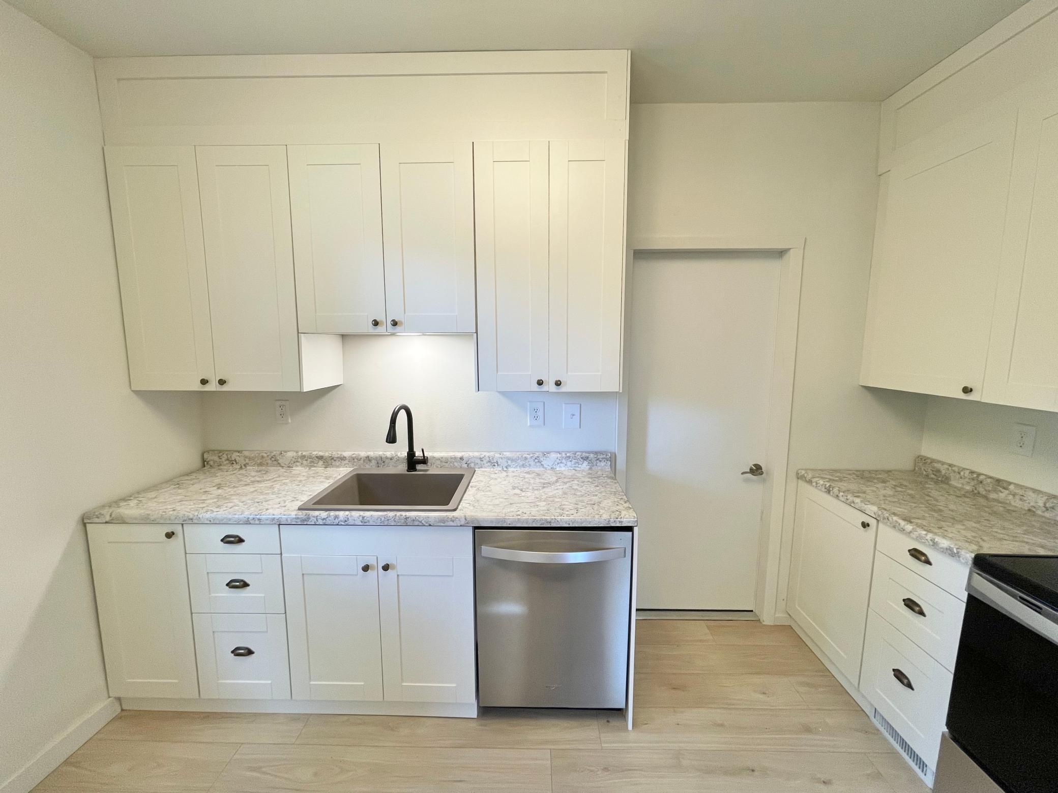 104 S Park Avenue Property Photo 24