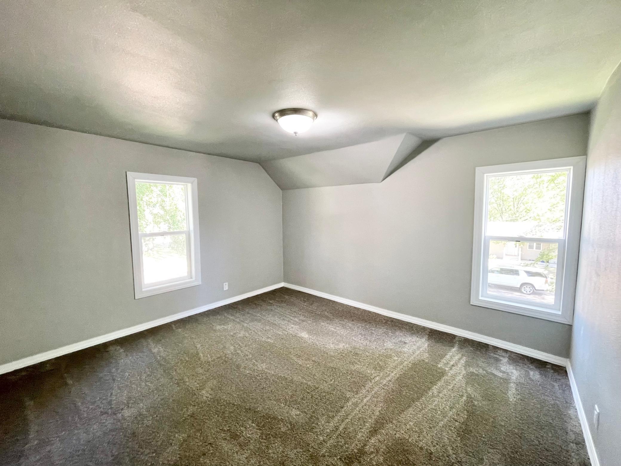 104 S Park Avenue Property Photo 46
