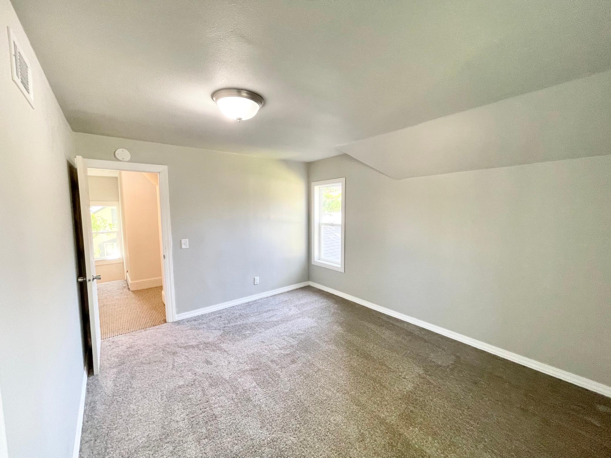 104 S Park Avenue Property Photo 52