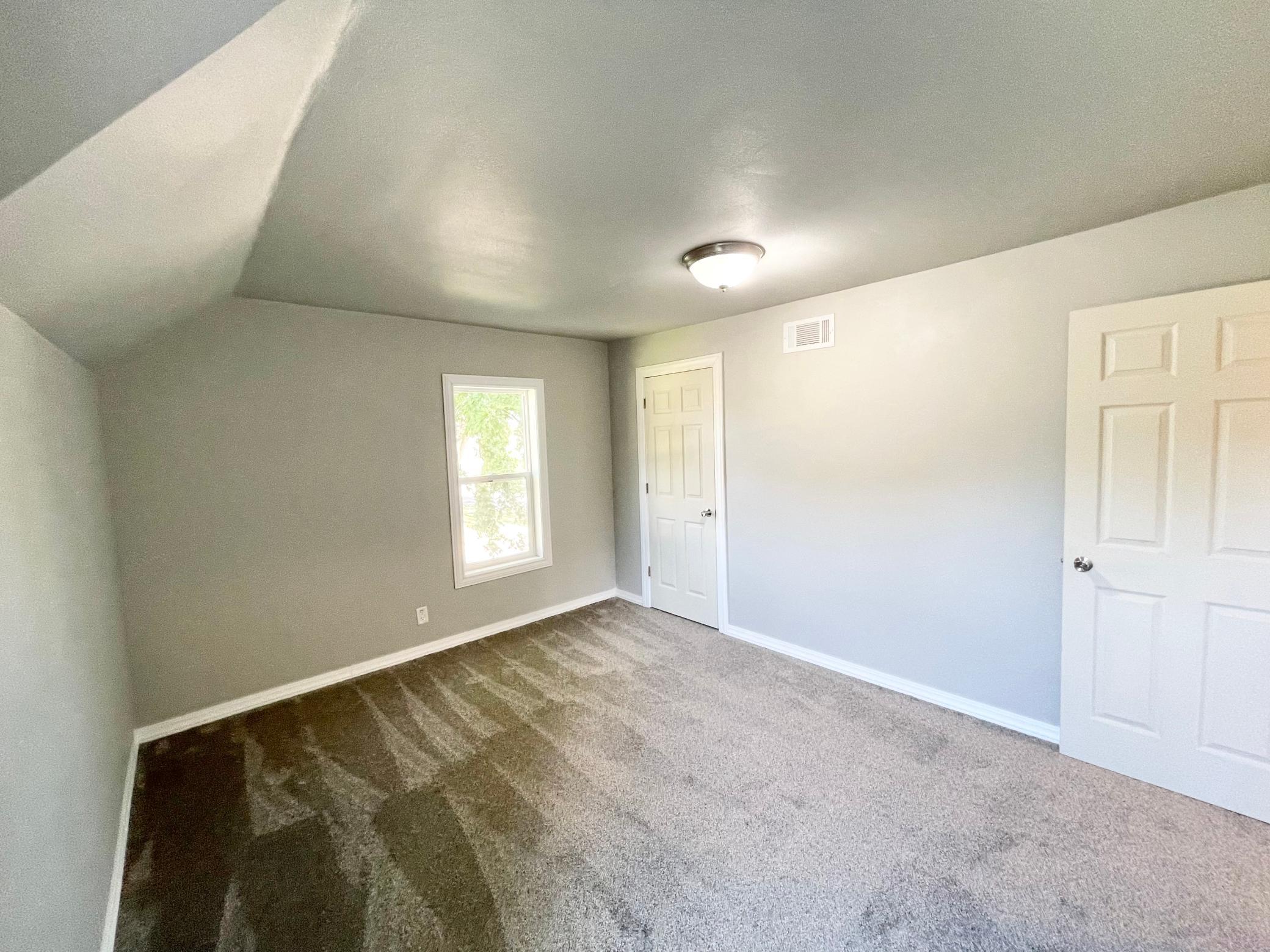 104 S Park Avenue Property Photo 53
