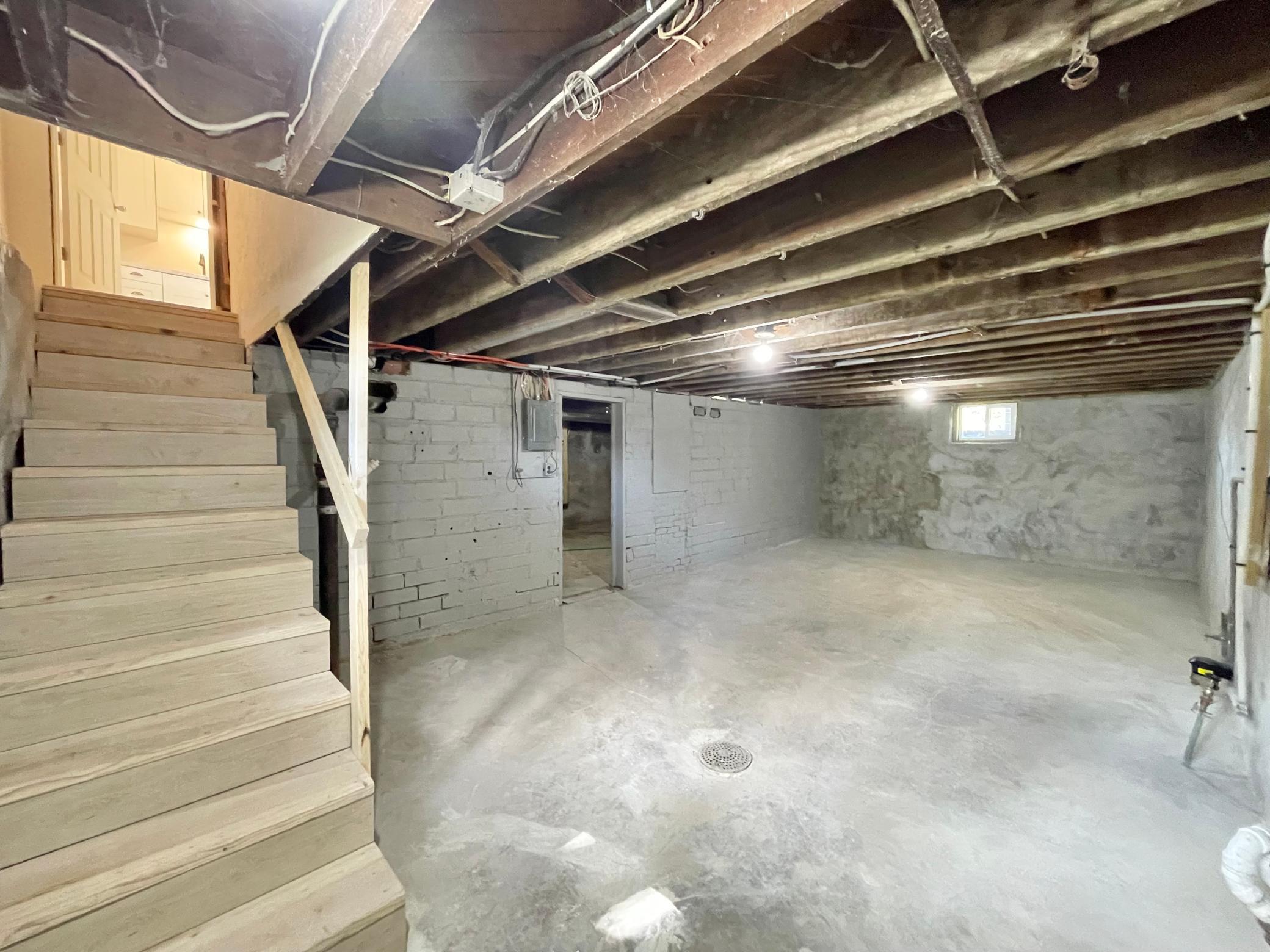104 S Park Avenue Property Photo 57