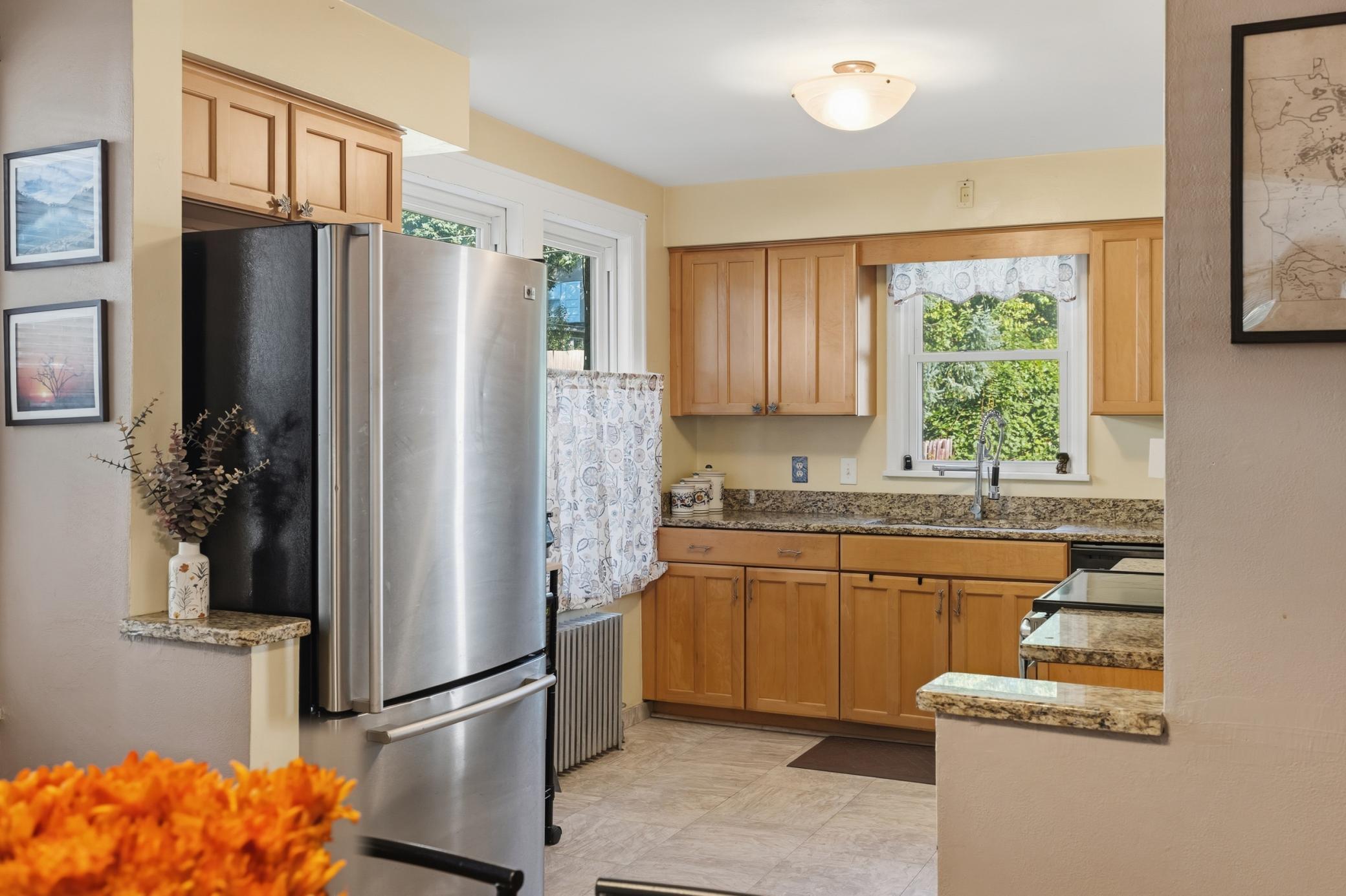 1329 Beech Street Property Photo 13