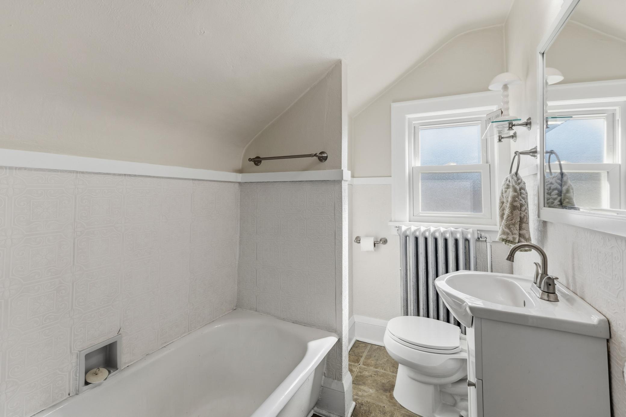 1329 Beech Street Property Photo 22