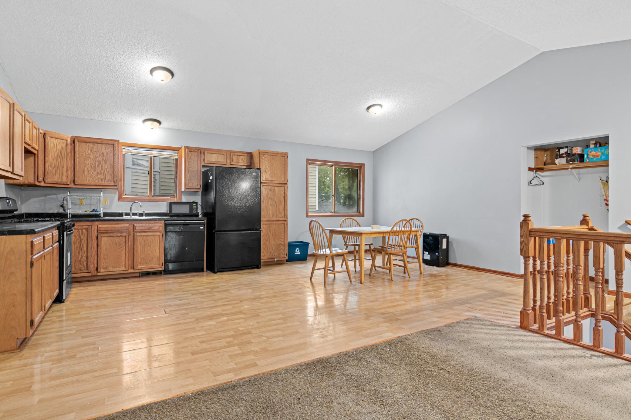 1027 White Bear Avenue N Property Photo 3