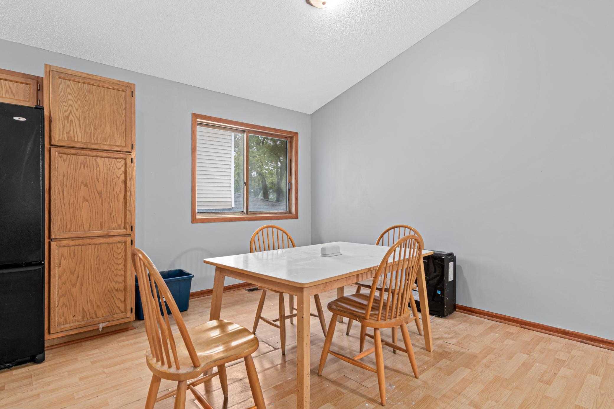 1027 White Bear Avenue N Property Photo 5