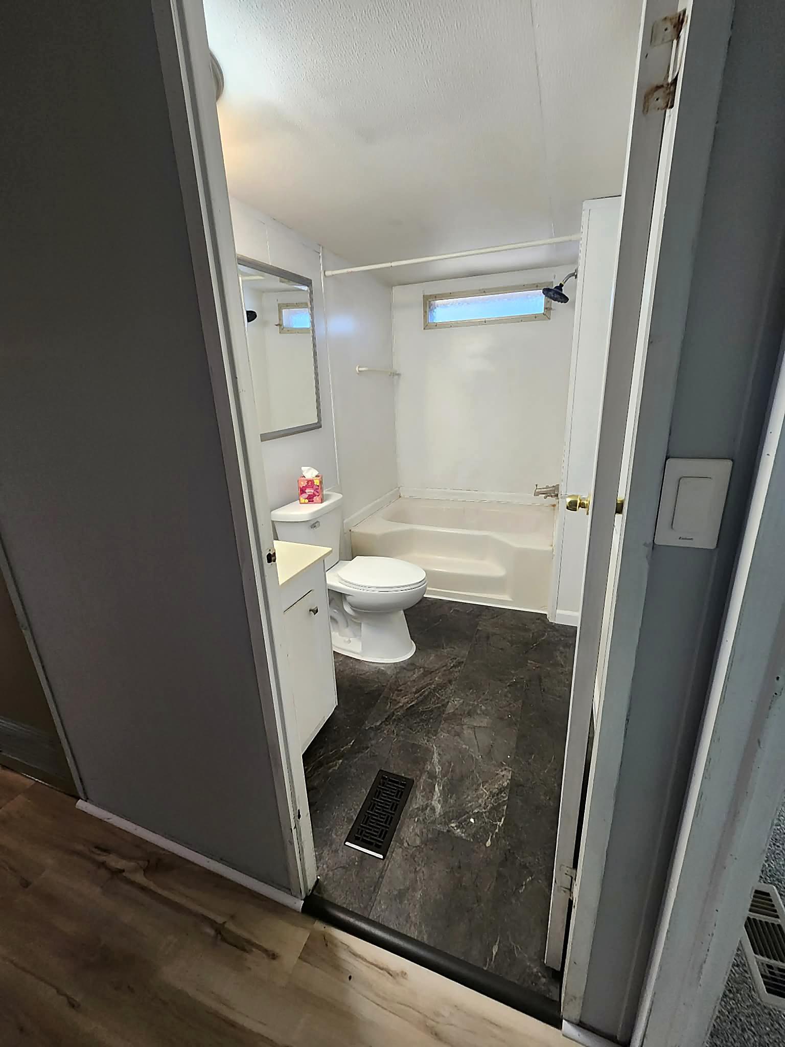 1142 101st Avenue Nw Property Photo 7