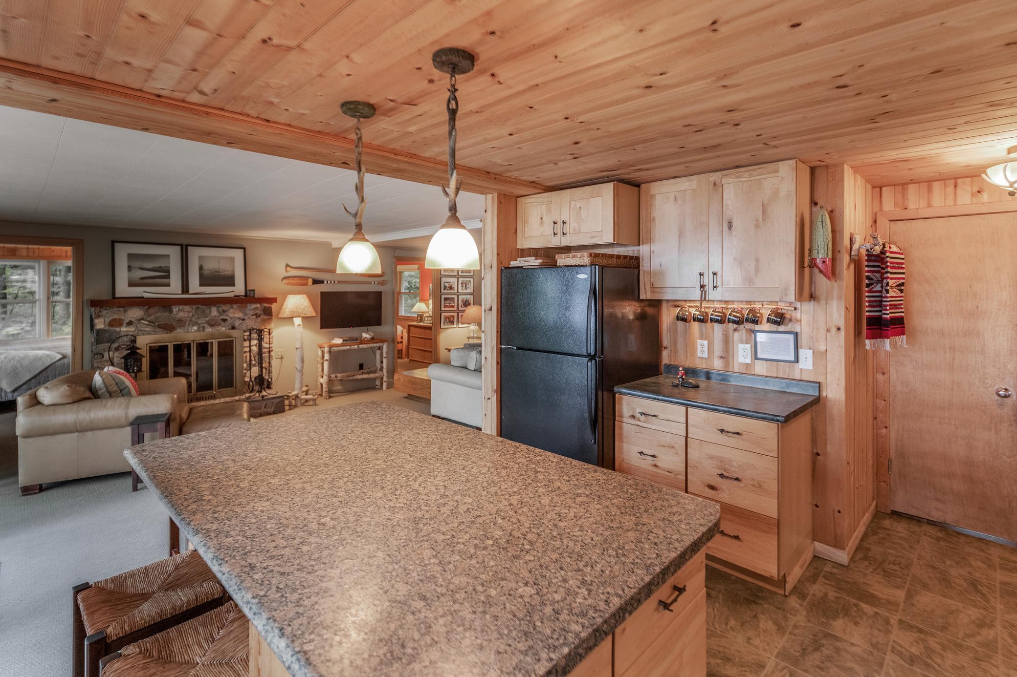 4083 Forseman Point Drive Nw Property Photo 7