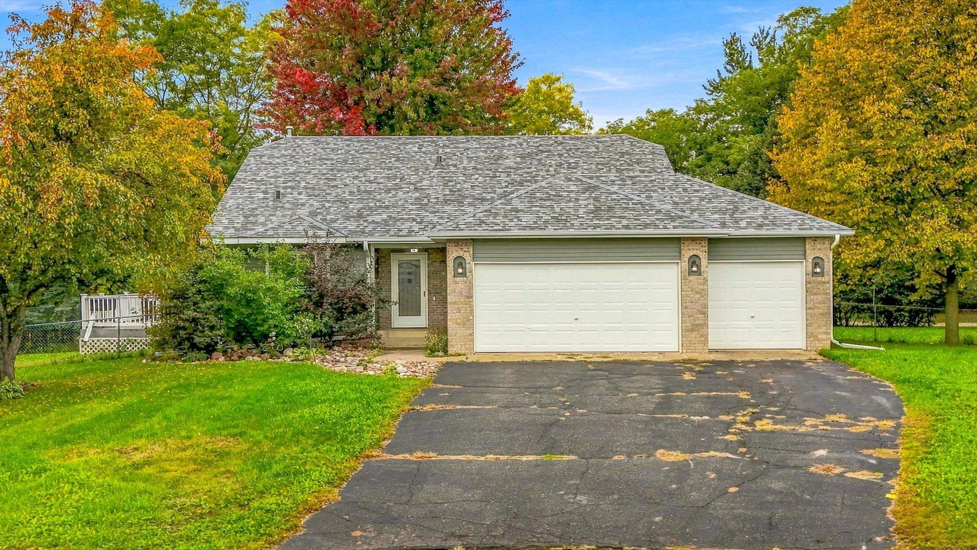 704 Watab Court Property Photo 1