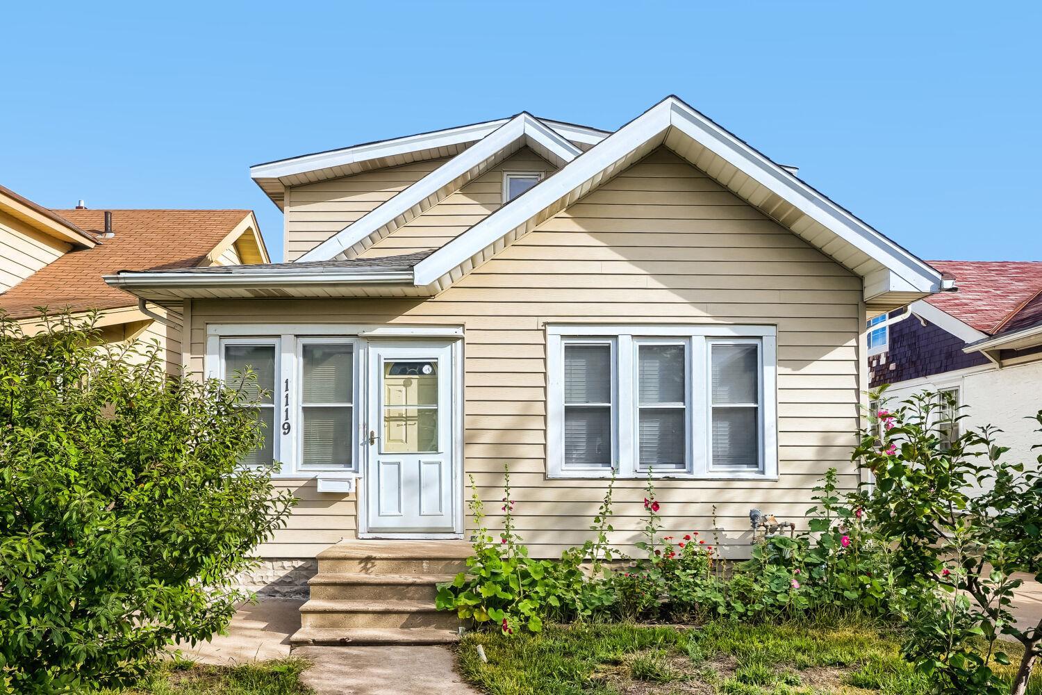1119 Minnehaha Avenue W Property Photo