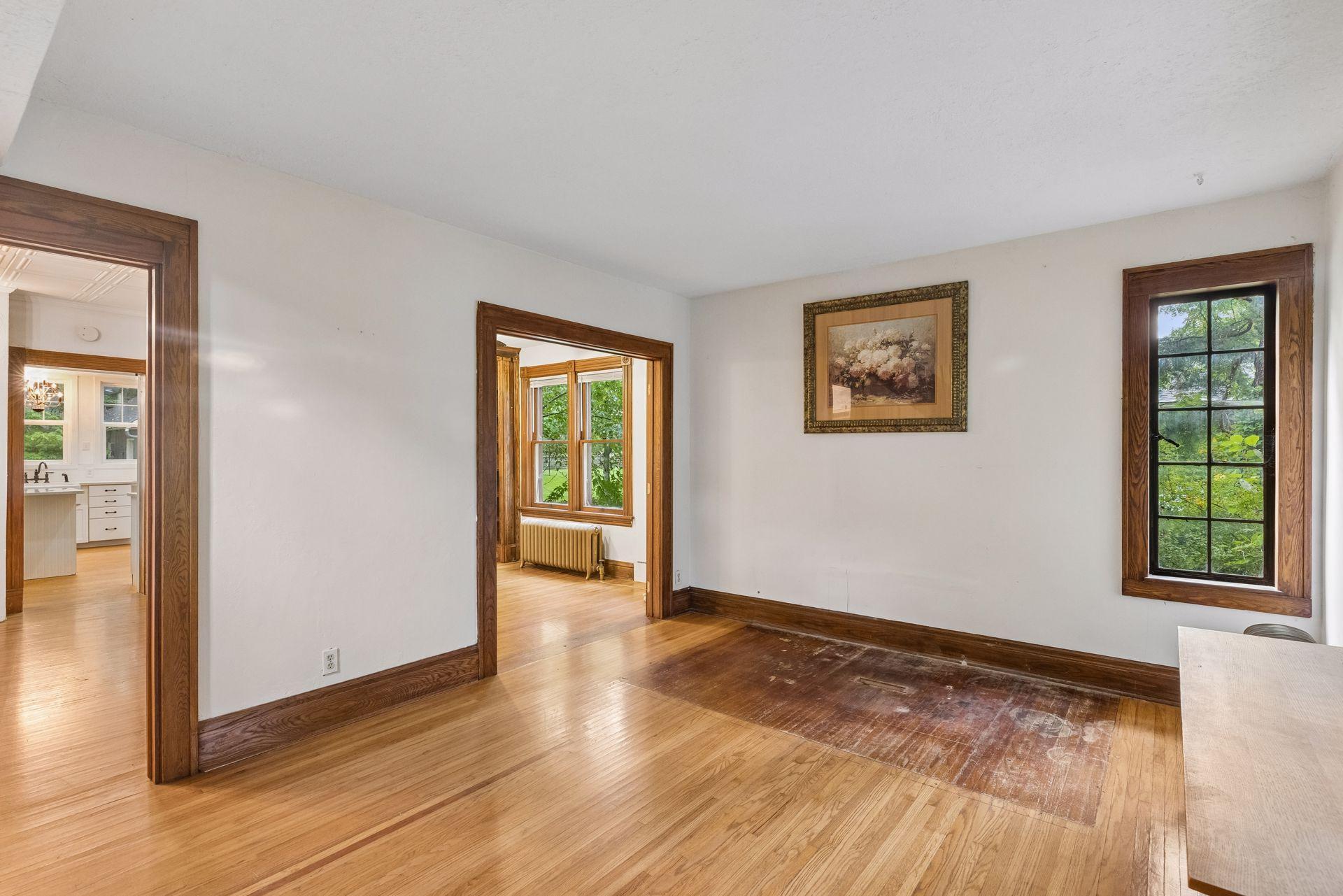 717 Linden Street W Property Photo 13