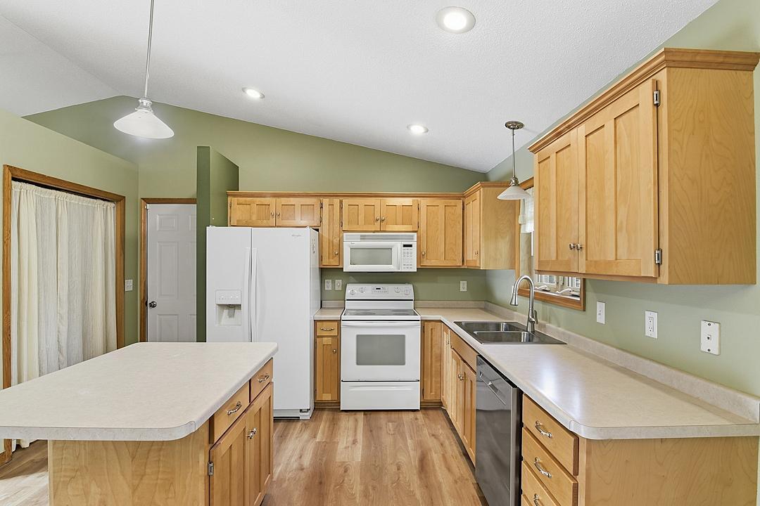 1602 8th Avenue S Property Photo 11