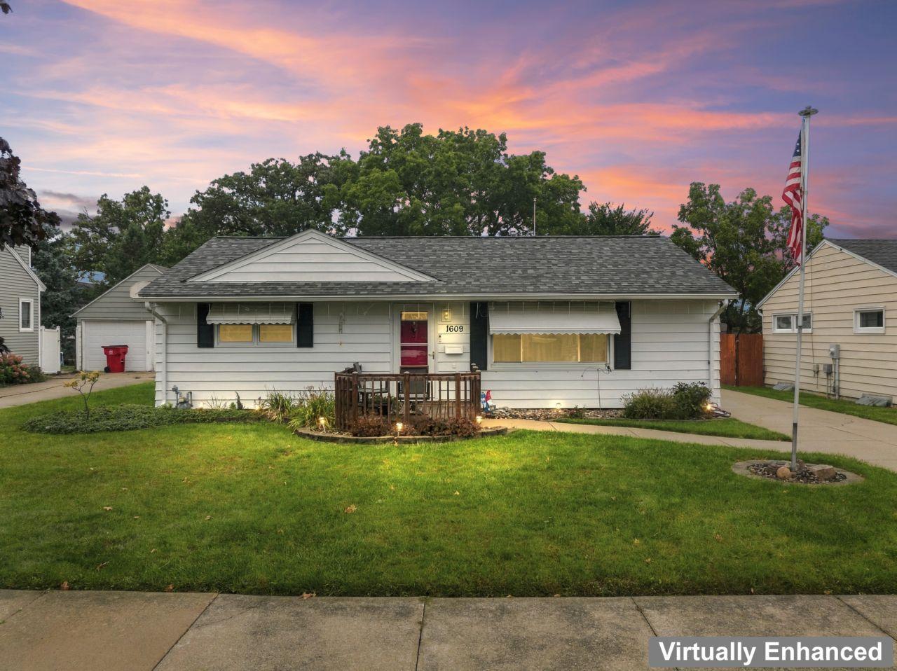 1609 1st Avenue Se Property Photo 1