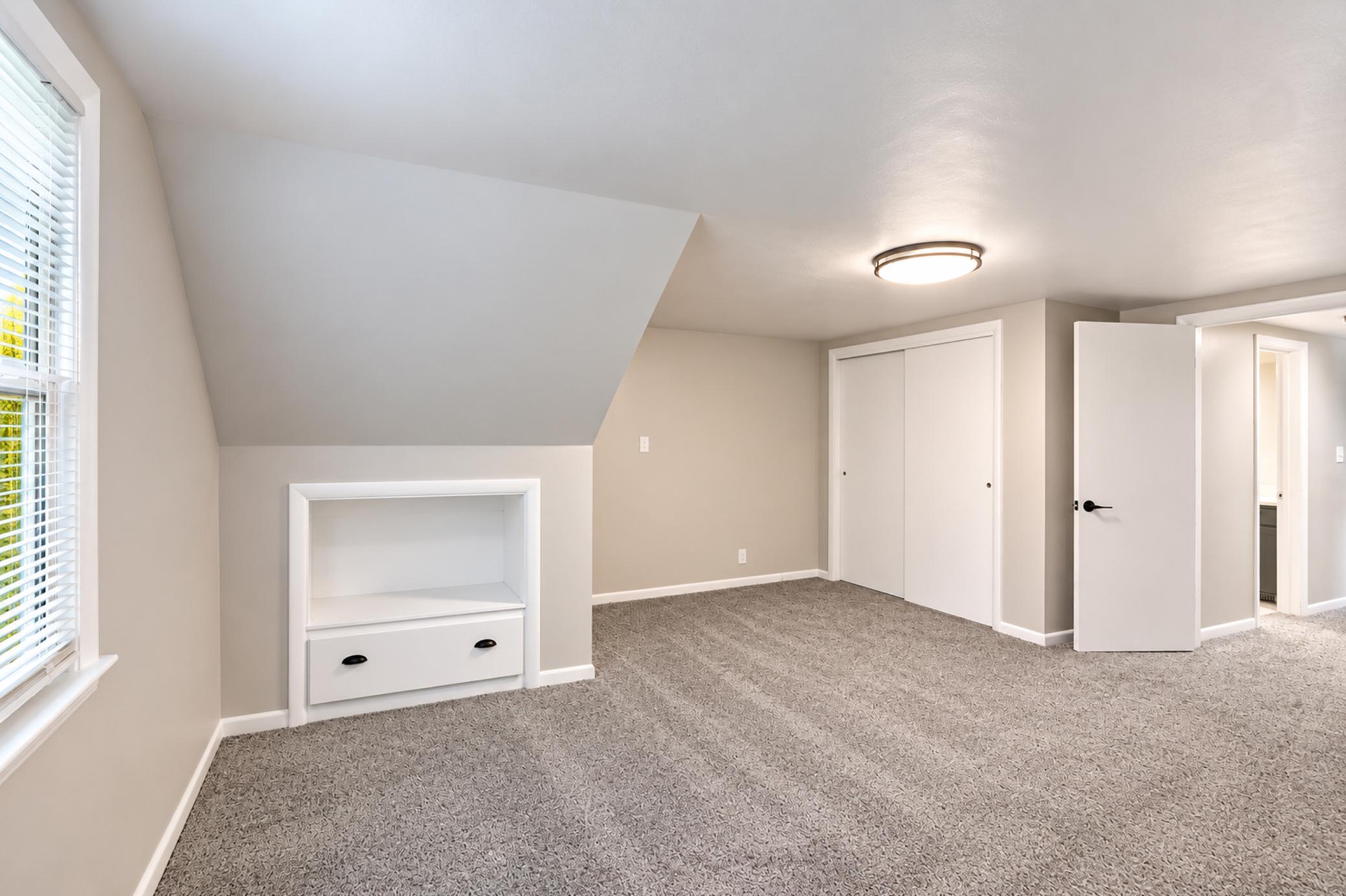 105 Amsterdam Avenue W Property Photo 15
