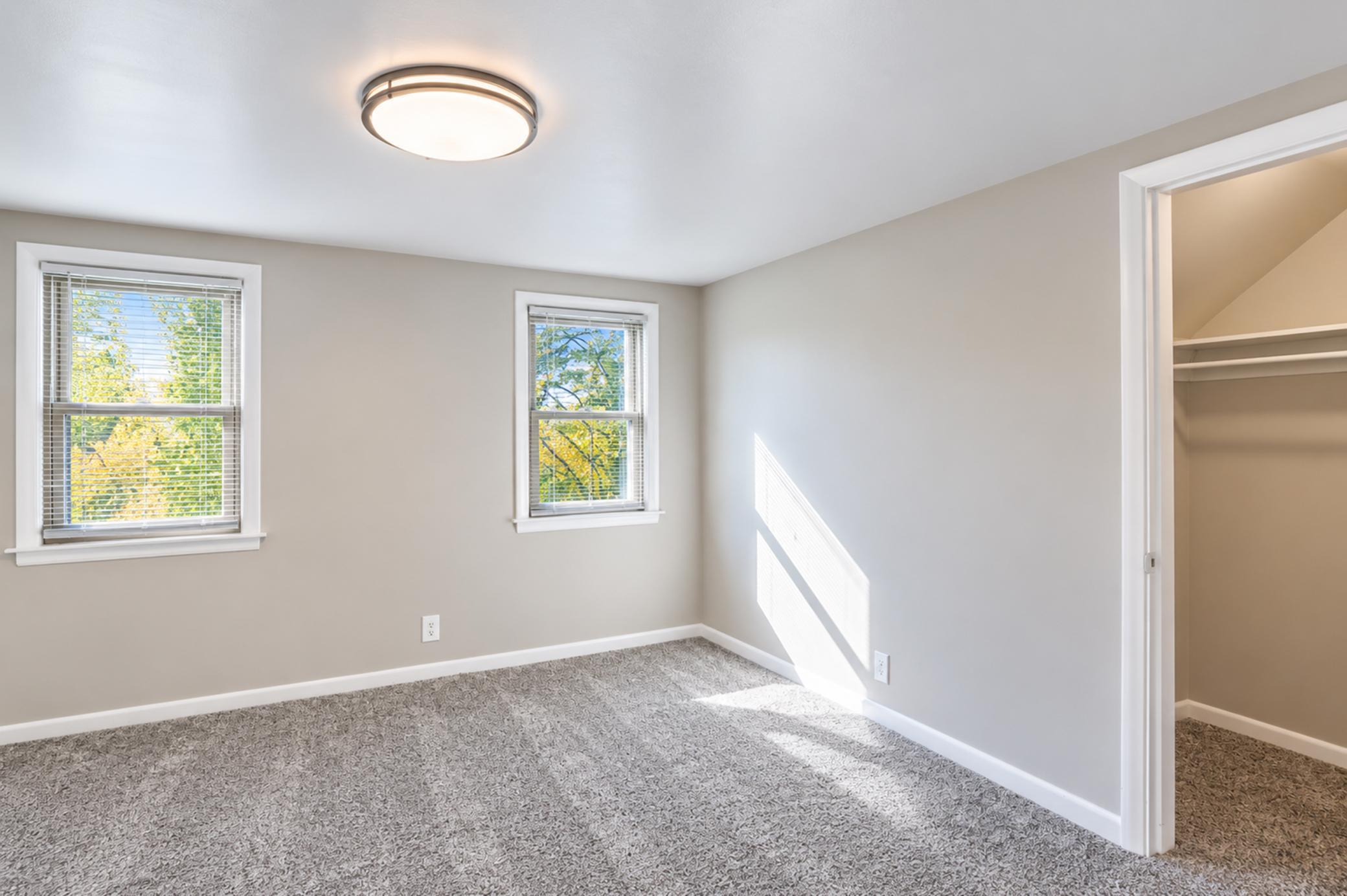 105 Amsterdam Avenue W Property Photo 16
