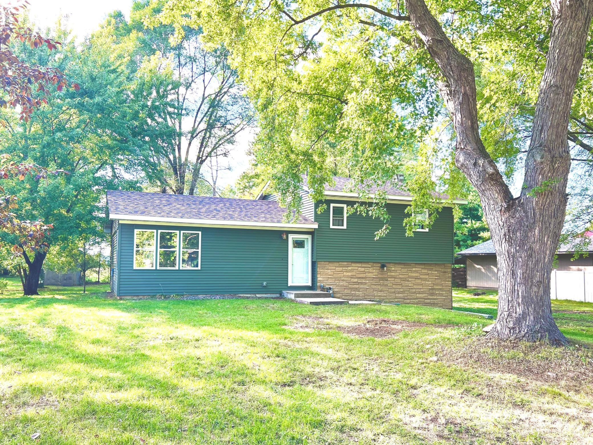 3207 90th Avenue Property Photo 1