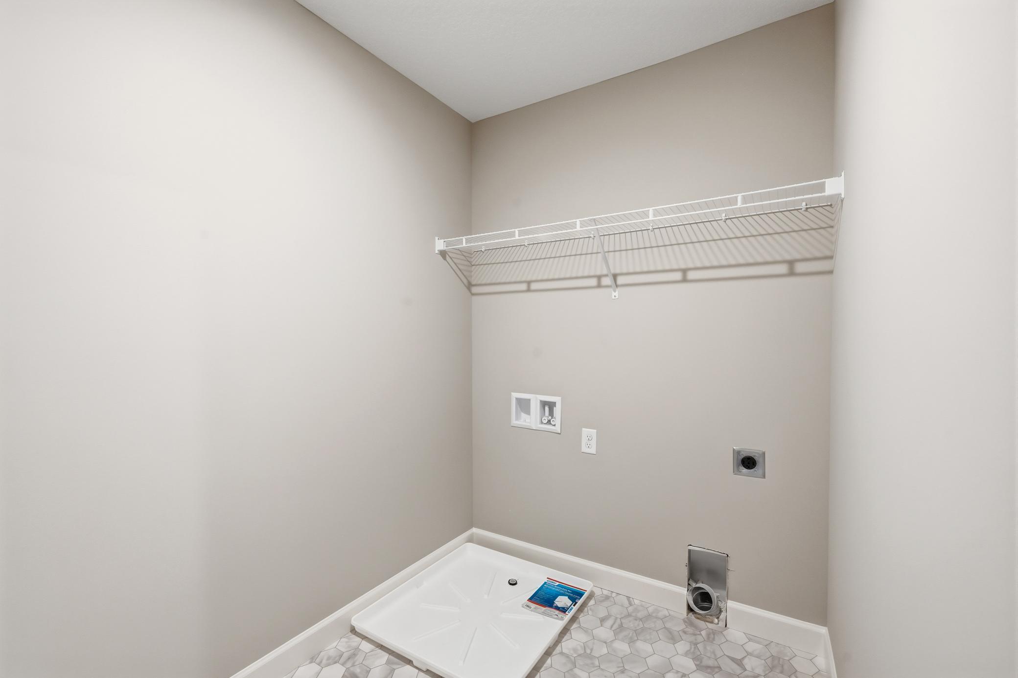 906 Brandenburg Lane Property Photo 13
