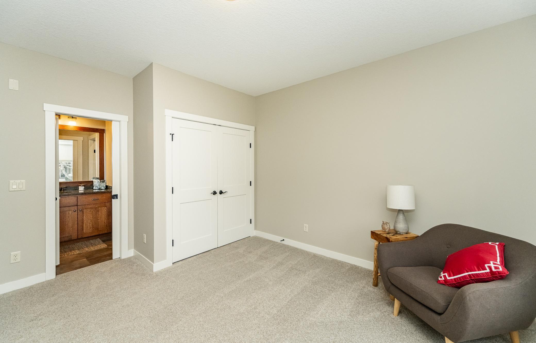 3915 Berkshire Road Sw Property Photo 13