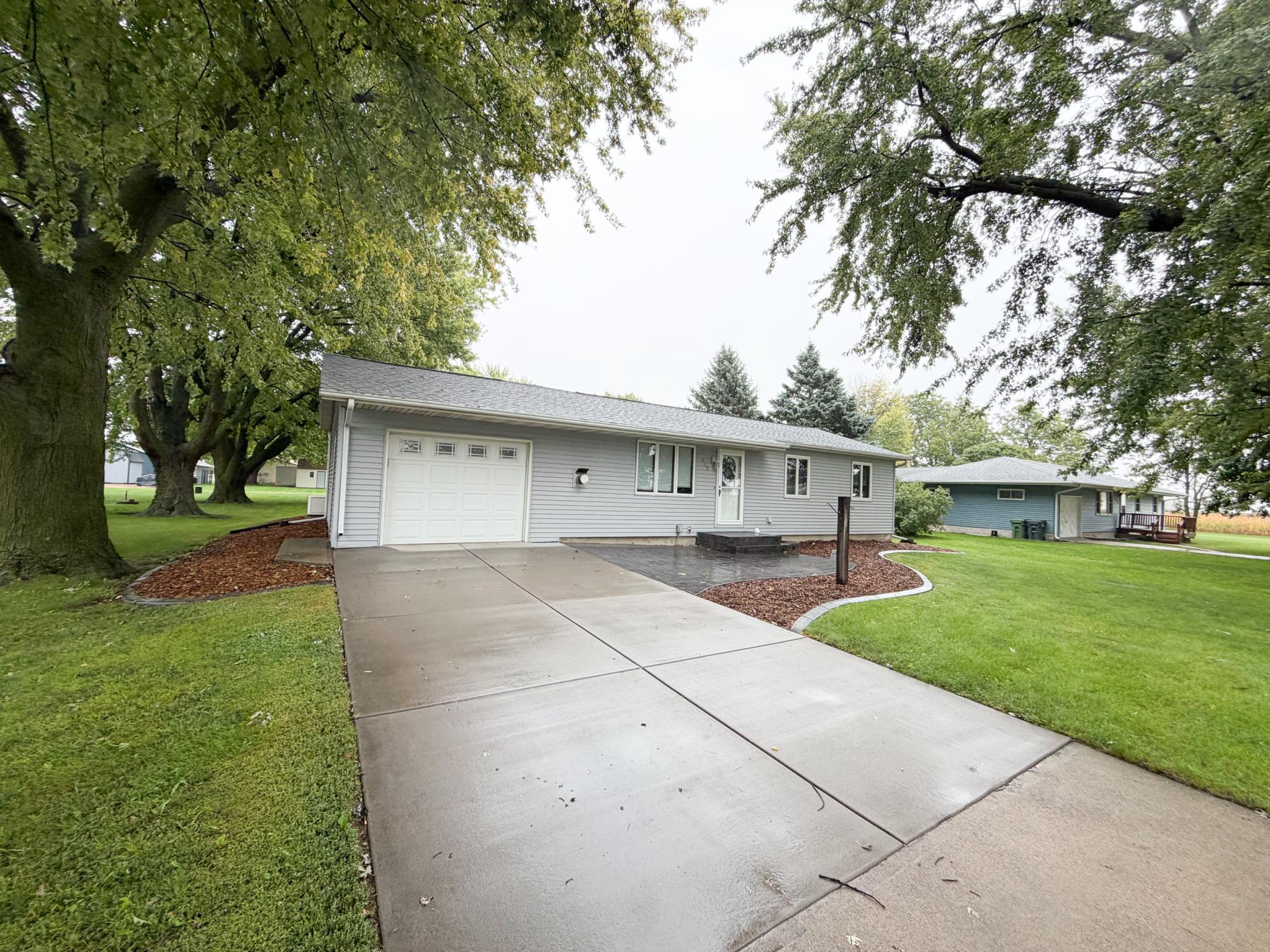 612 11th Street Property Photo 1