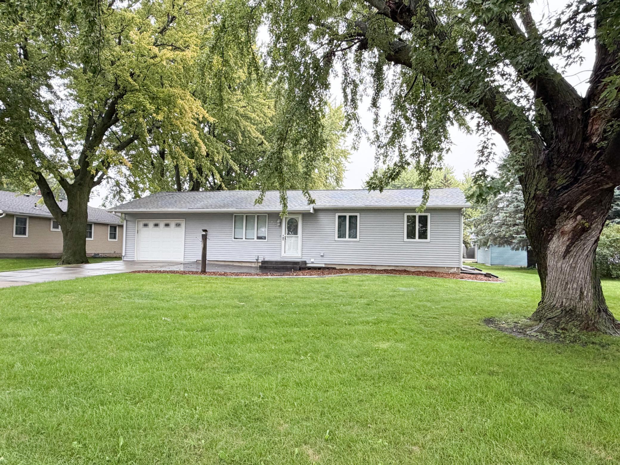 612 11th Street Property Photo 4