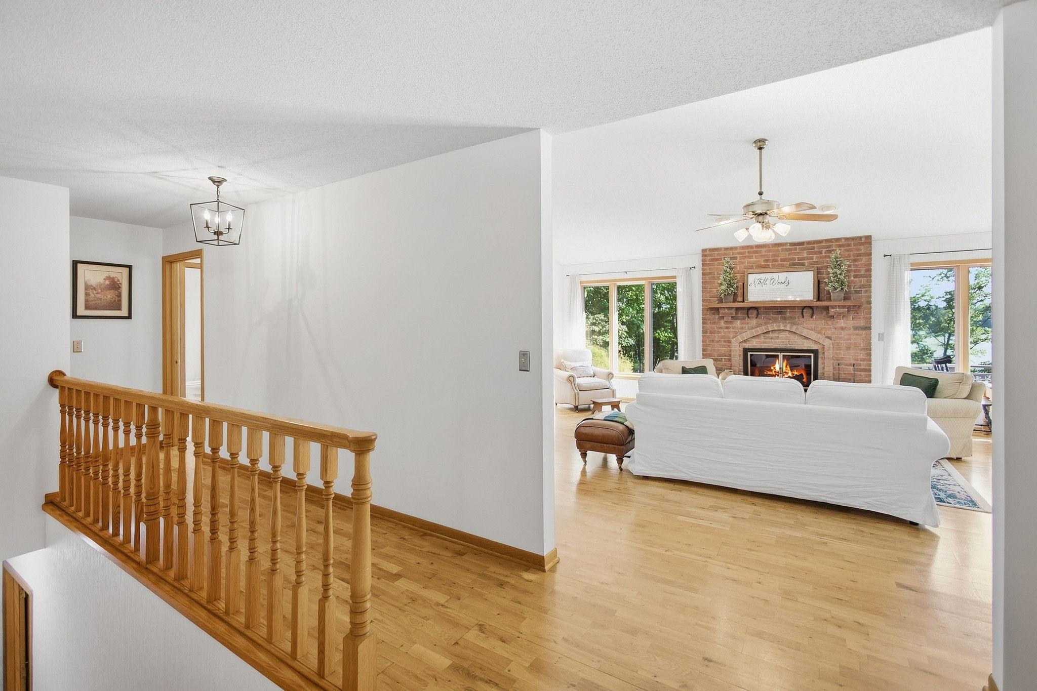 1171 County Road E Property Photo 8