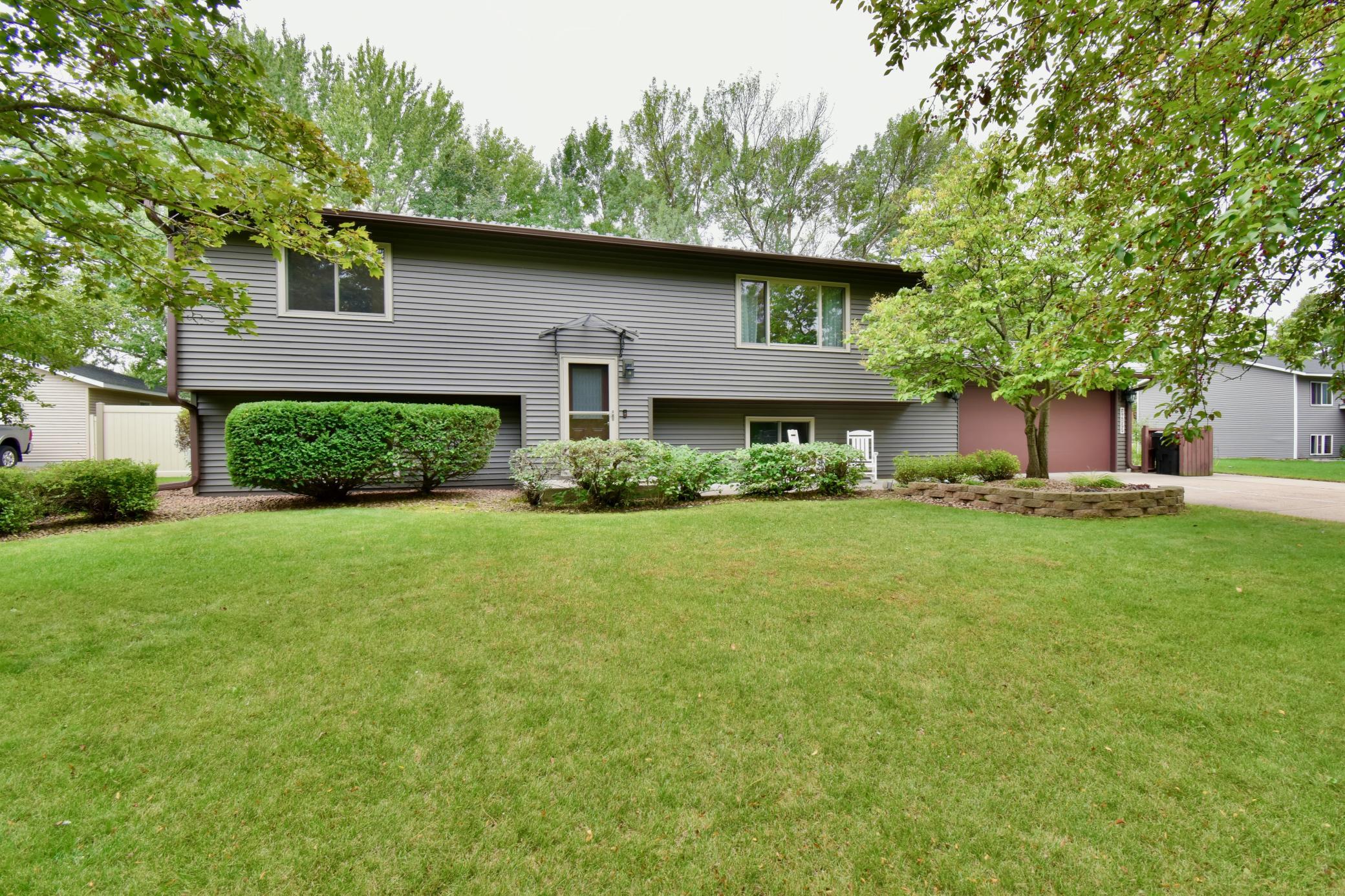 14177 Ash Boulevard Se Property Photo 1