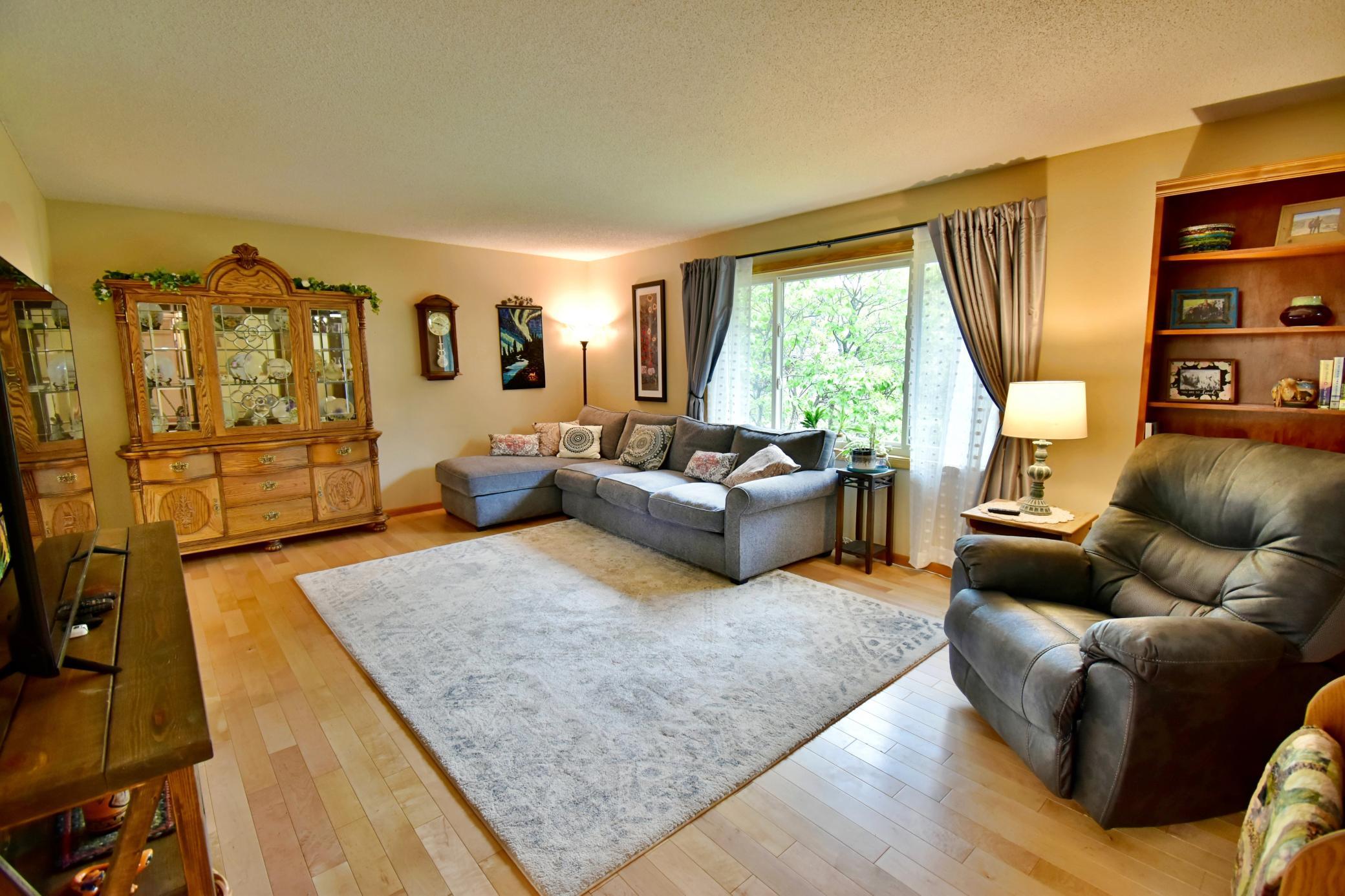 14177 Ash Boulevard Se Property Photo 4