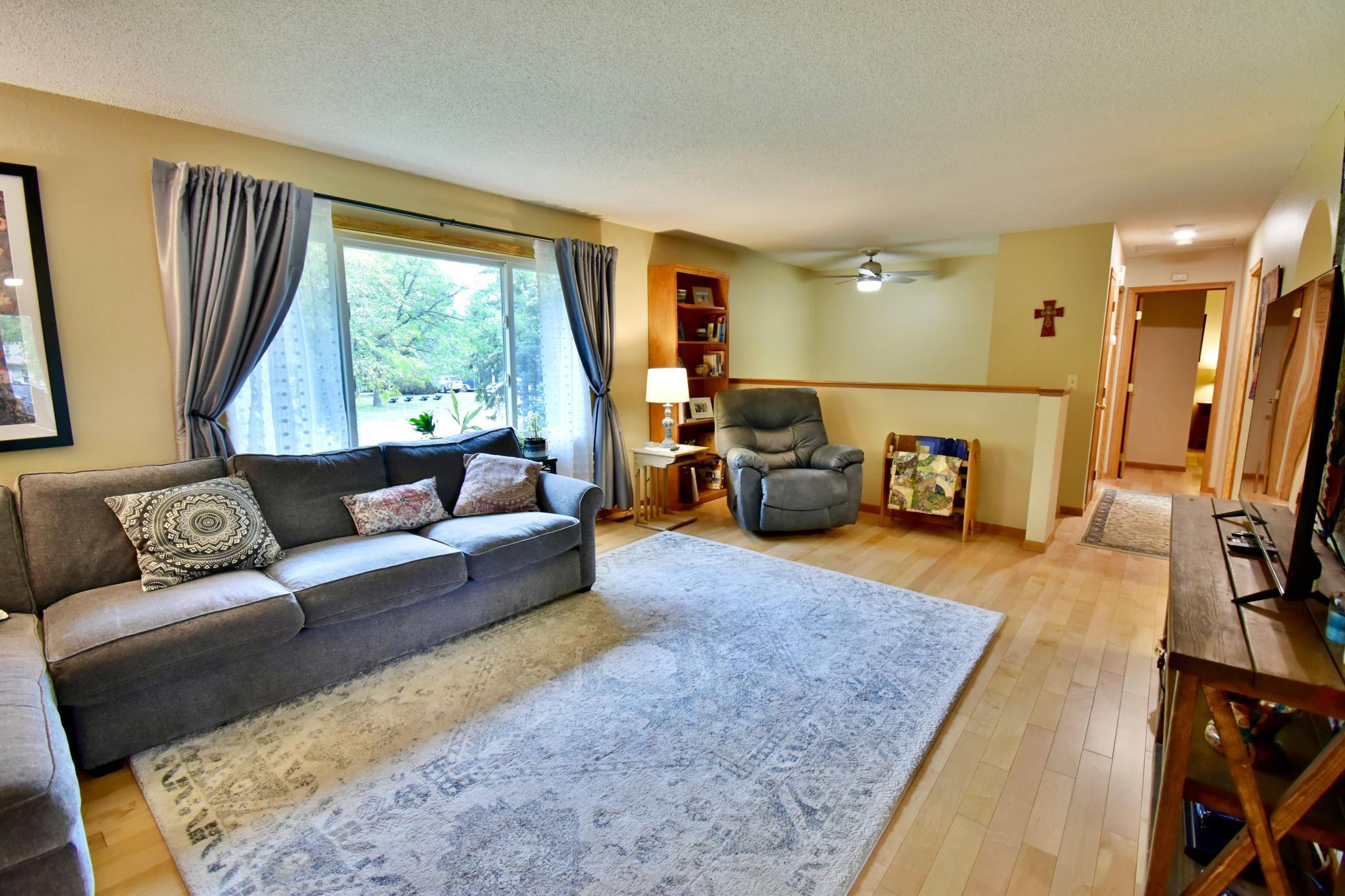 14177 Ash Boulevard Se Property Photo 5