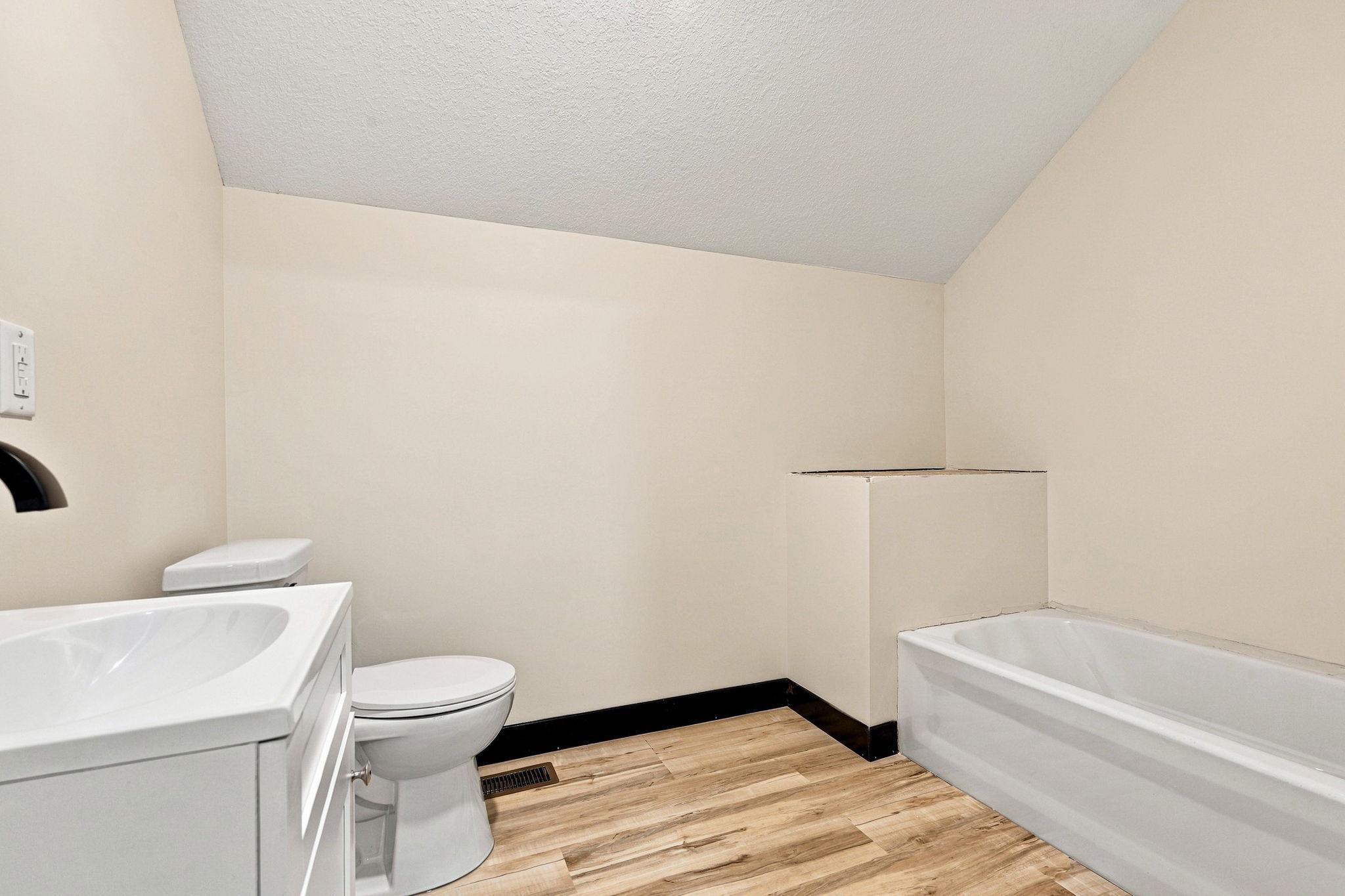 1396 34th Avenue Property Photo 27